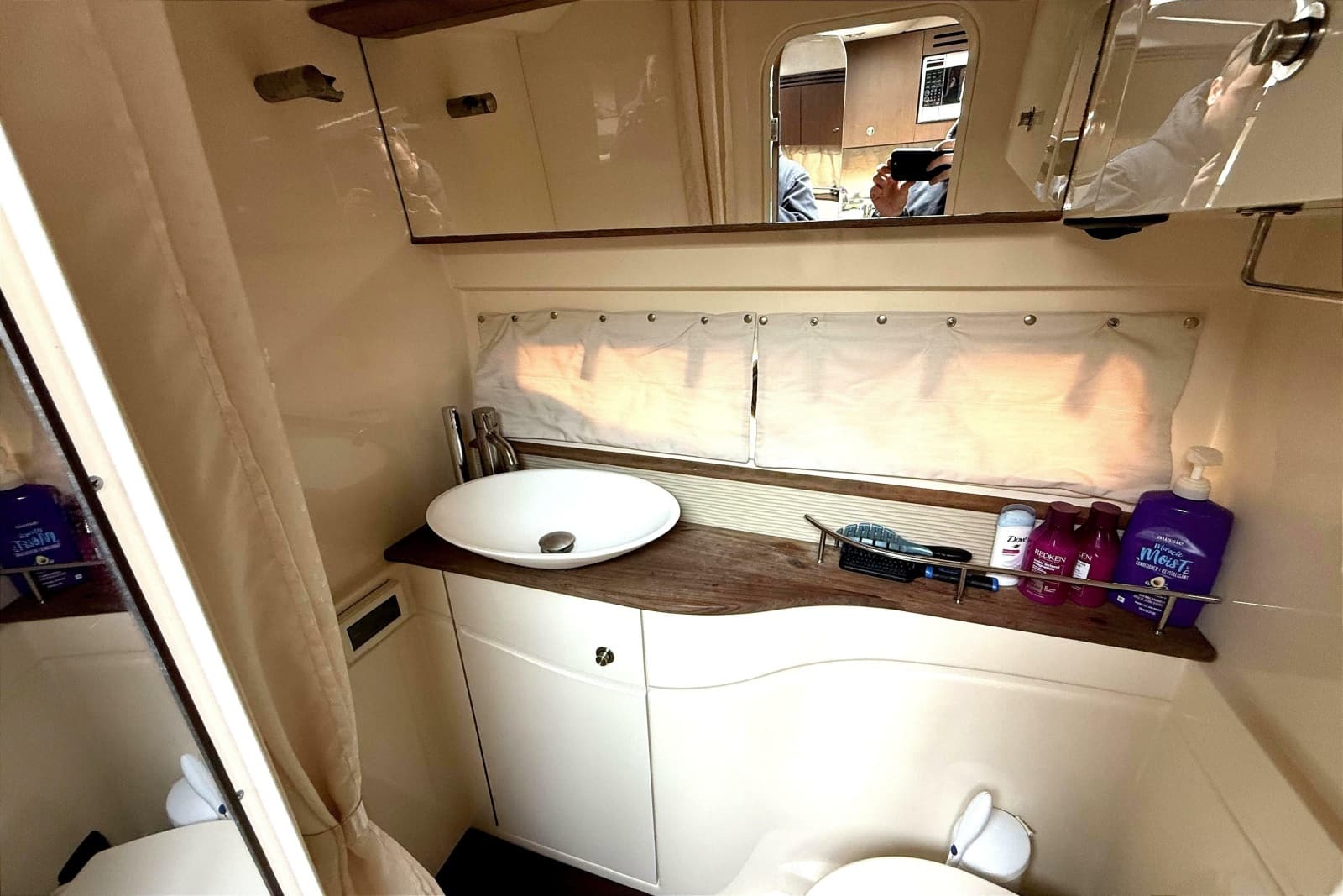 2013 Sea Ray Sundancer 350 - Photo 22