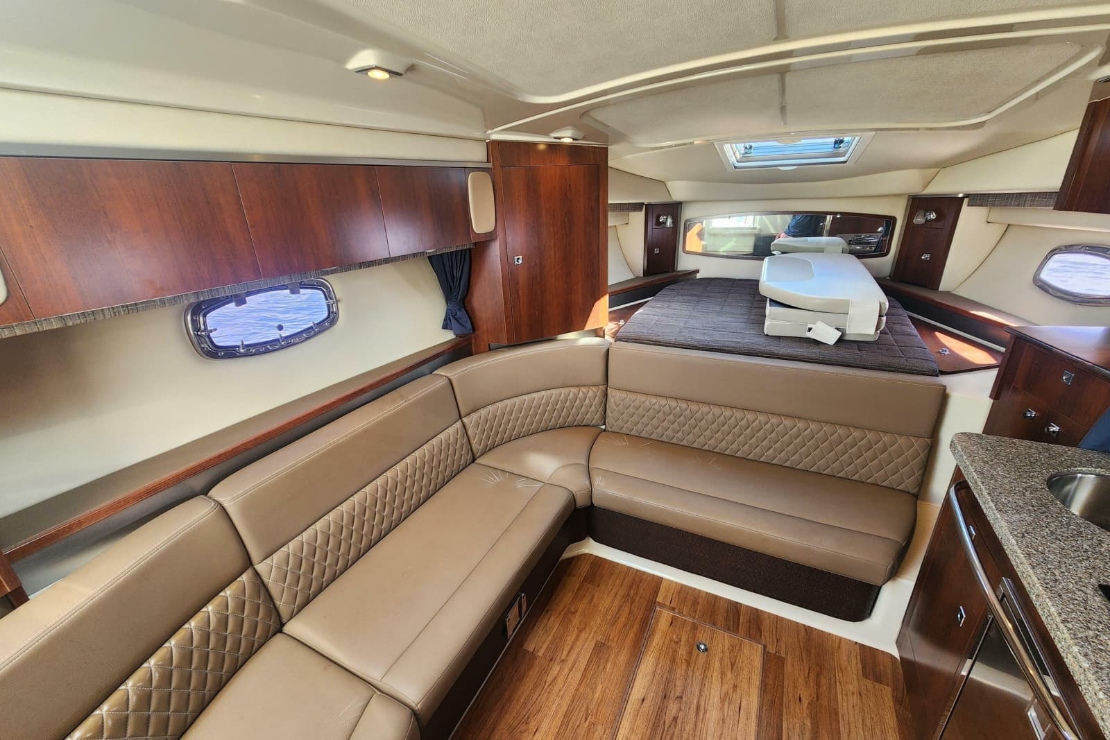 2012 Chaparral 310 Signature - Photo 8
