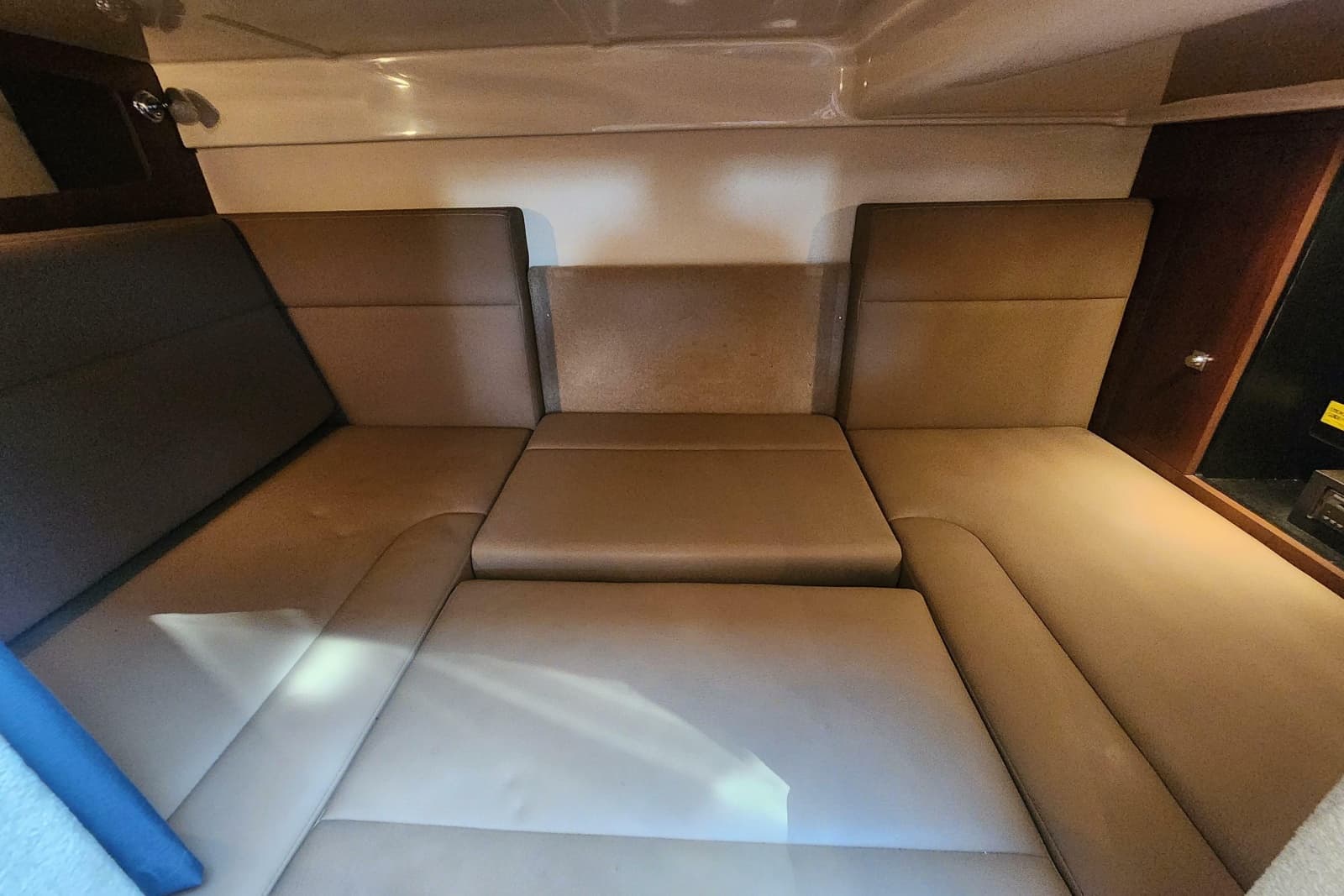 2012 Chaparral 310 Signature - Photo 9