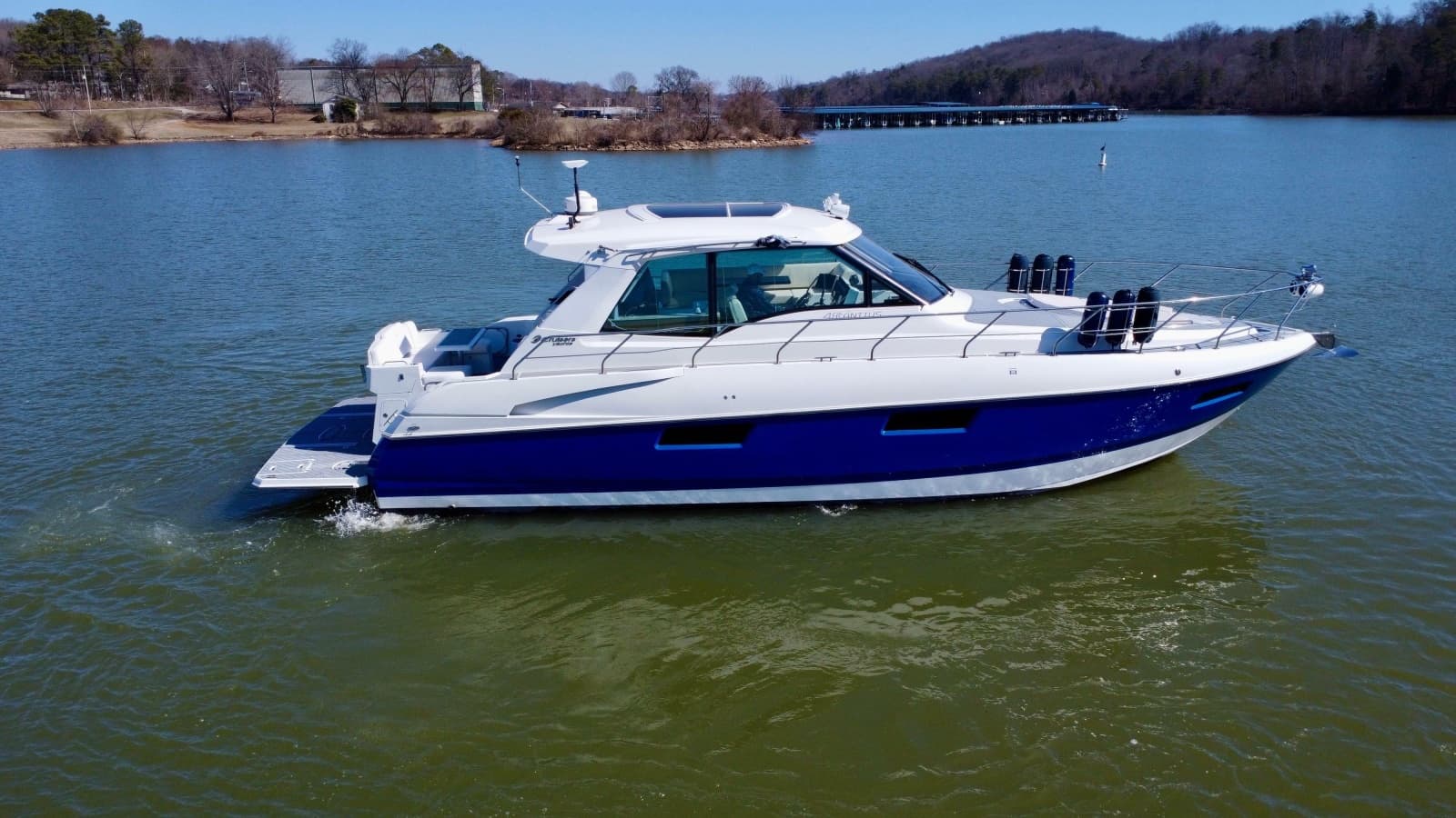 2012 Cruisers Yachts 48 Cantius - Photo 2