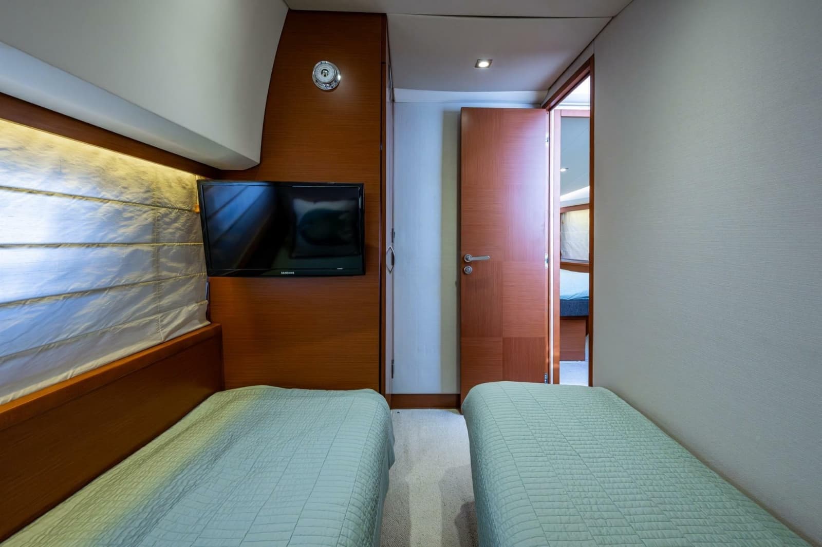 2012 Prestige 500 - Photo 89