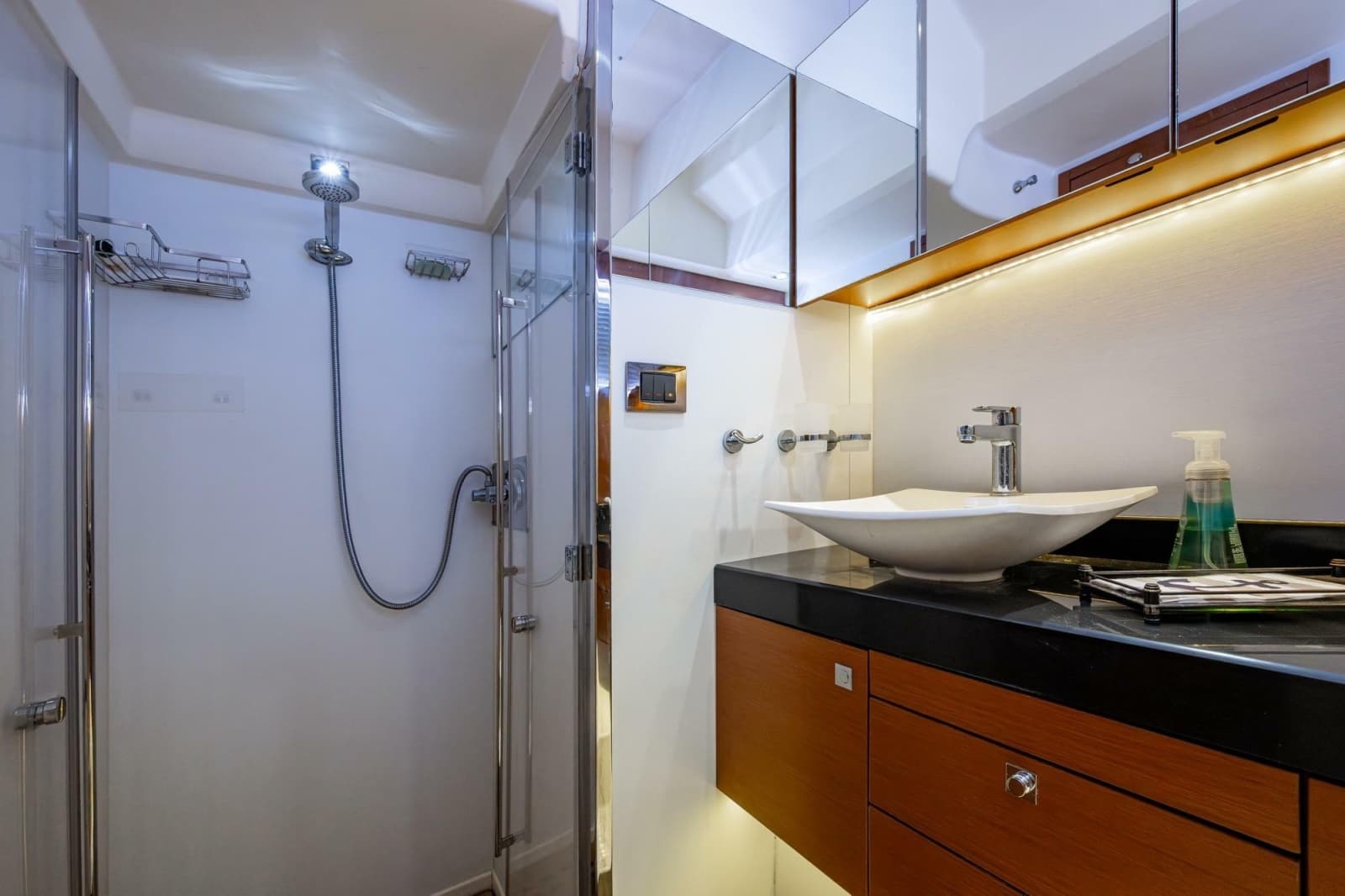 2012 Prestige 500 - Photo 74