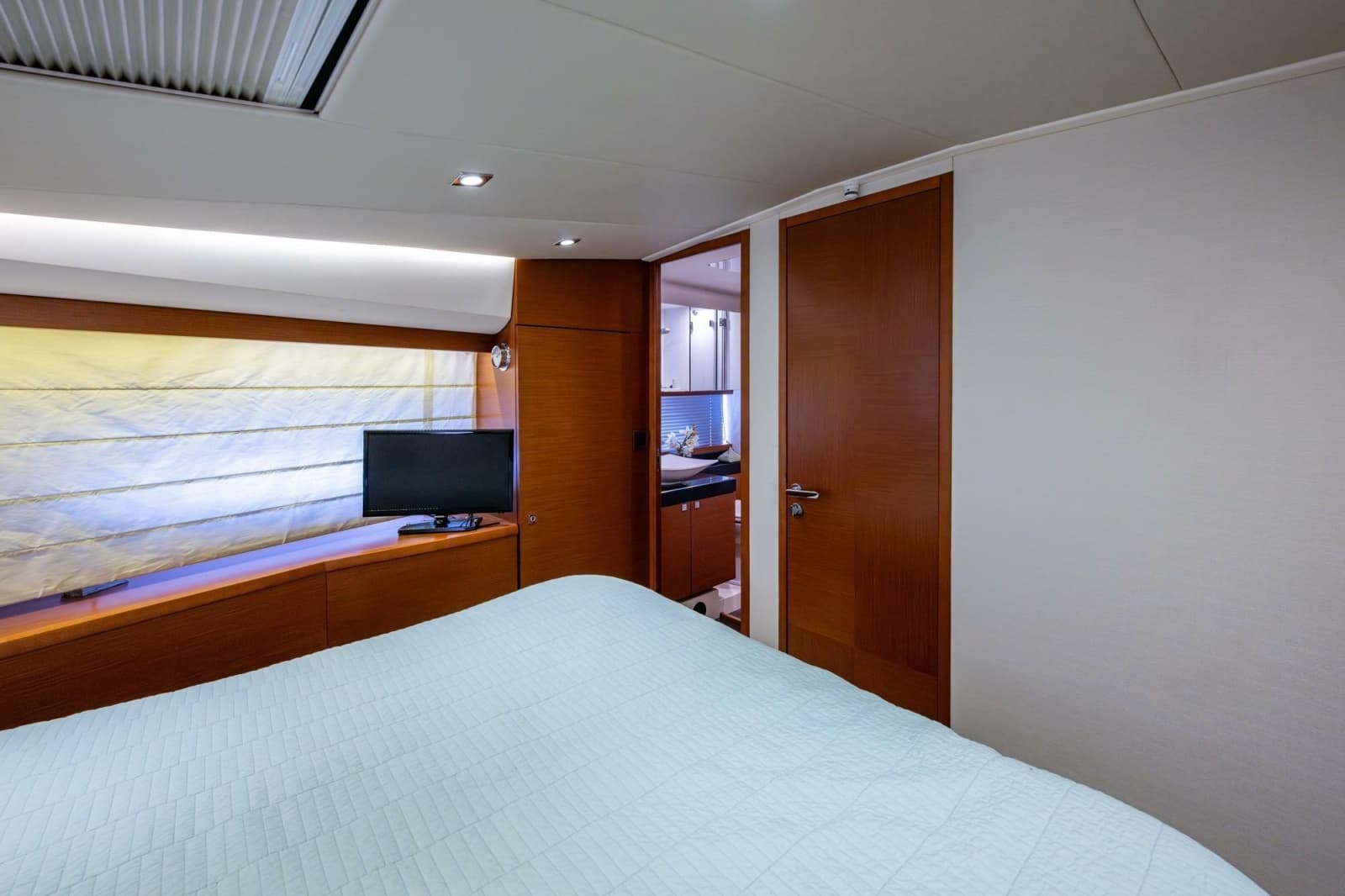 2012 Prestige 500 - Photo 97