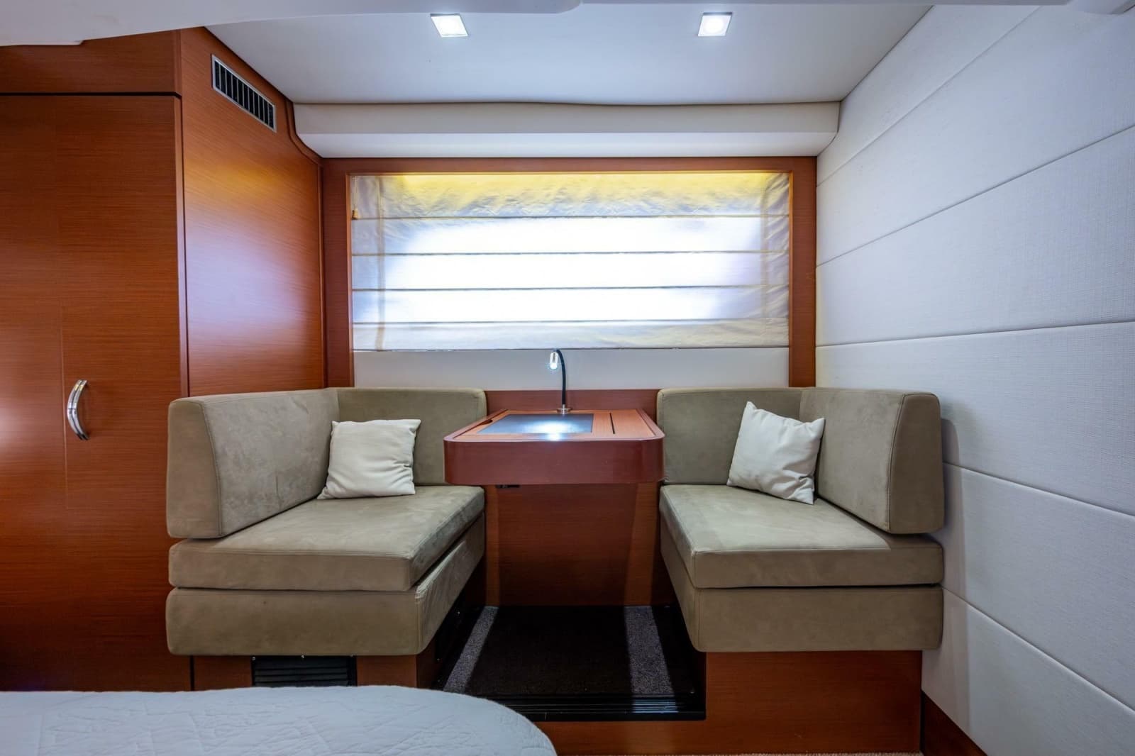 2012 Prestige 500 - Photo 78