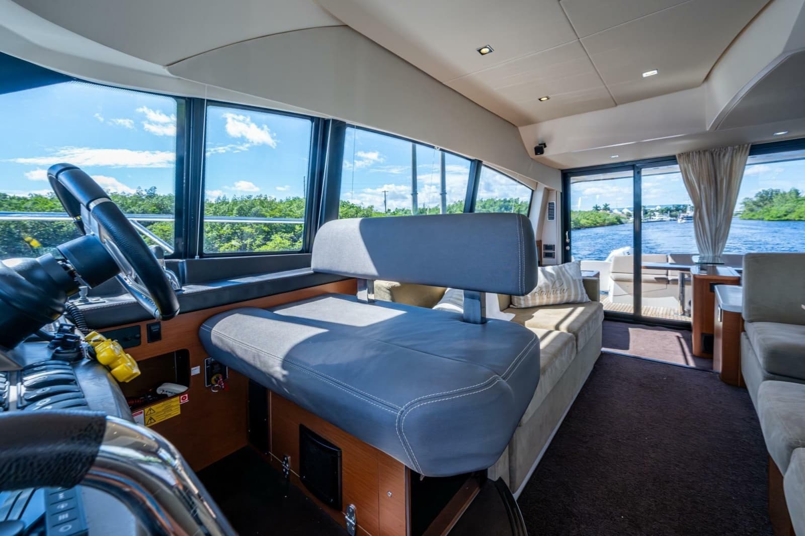 2012 Prestige 500 - Photo 47