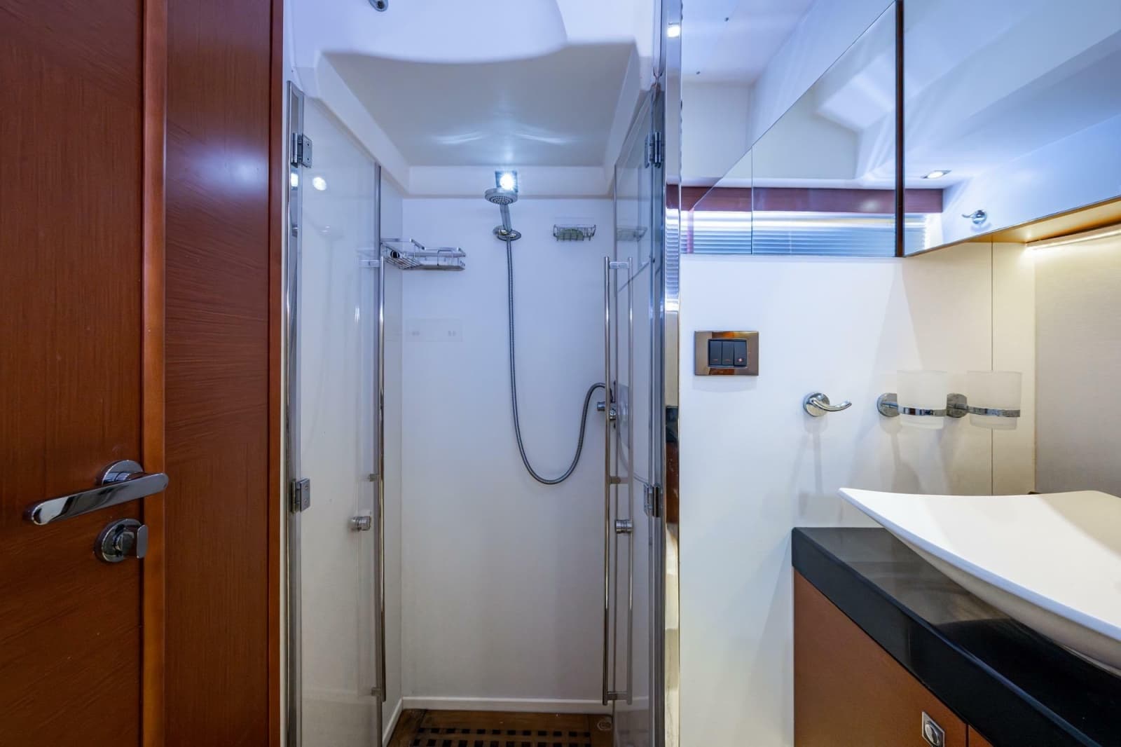 2012 Prestige 500 - Photo 75