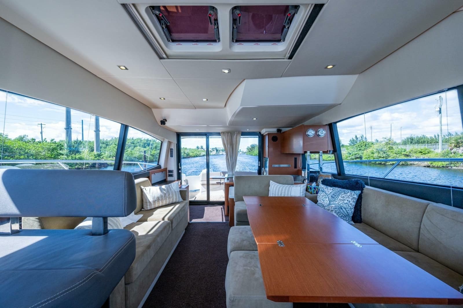 2012 Prestige 500 - Photo 50