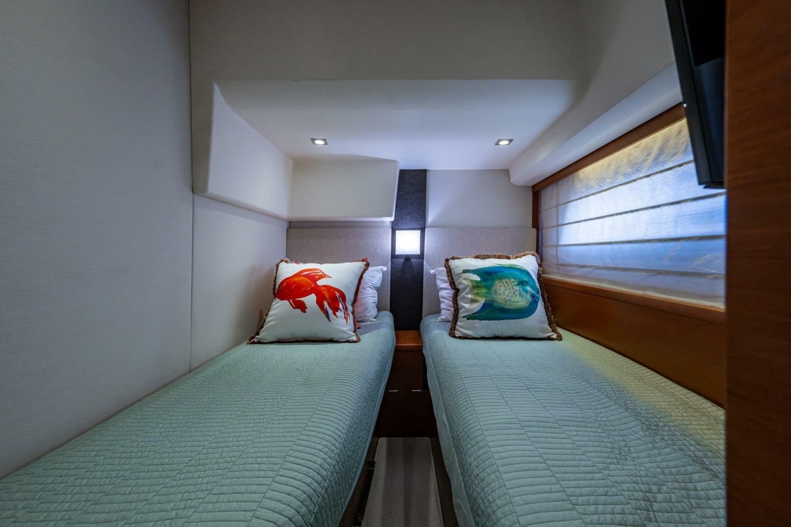 2012 Prestige 500 - Photo 88