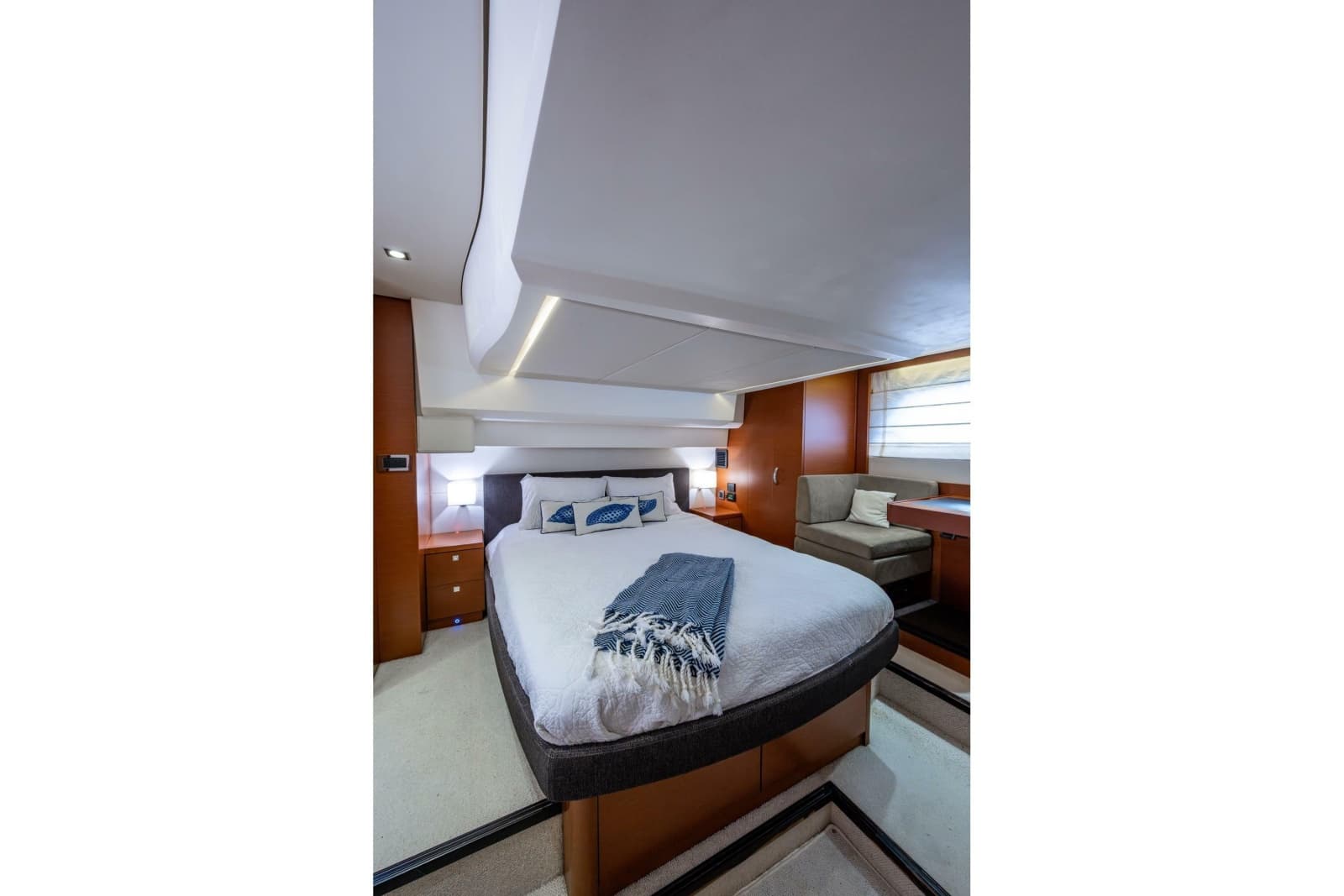 2012 Prestige 500 - Photo 82