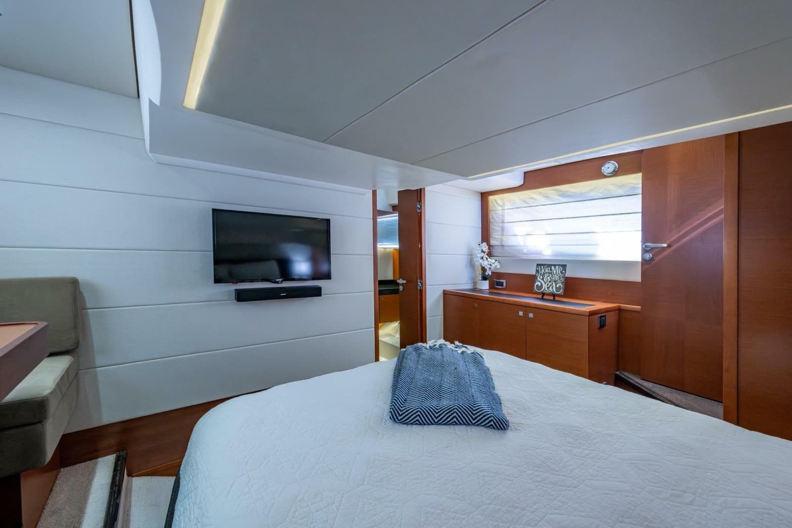 2012 Prestige 500 - Photo 83