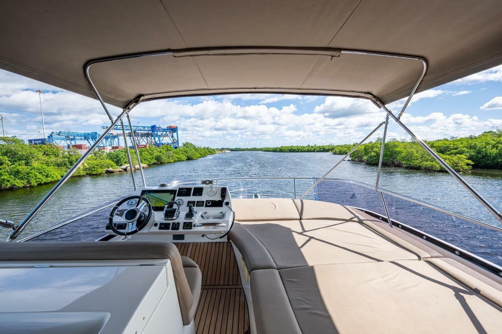 2012 Prestige 500 - Photo 39