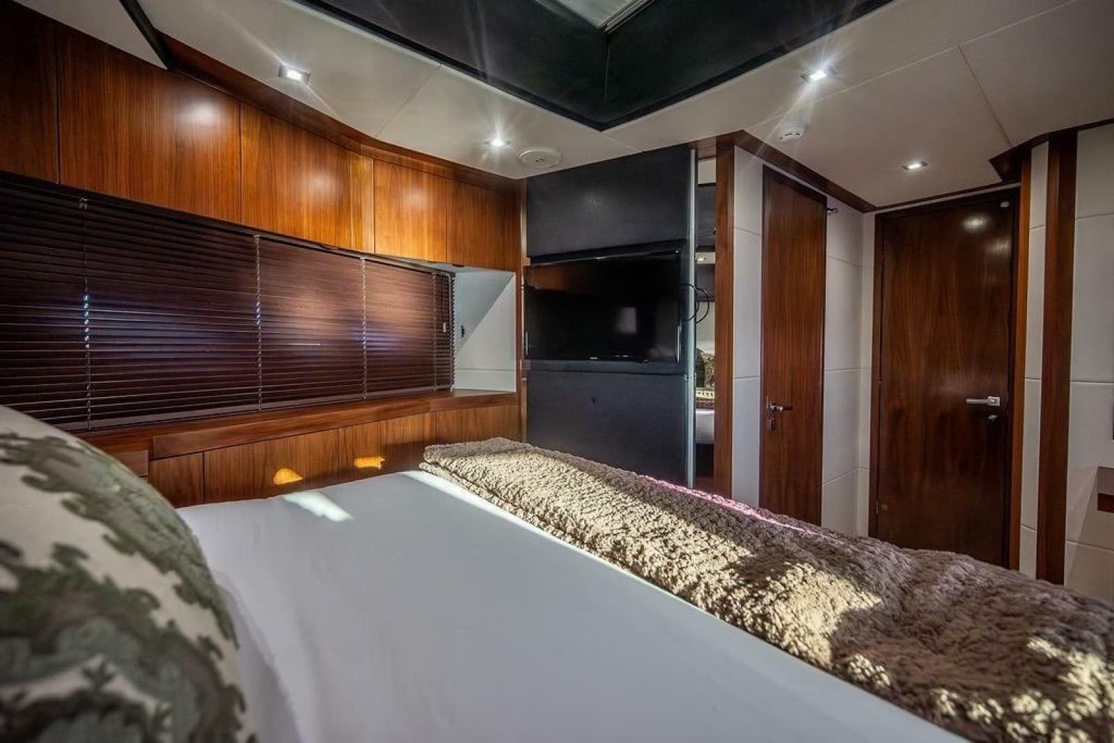 2012 Sunseeker Manhattan 73 - Photo 52
