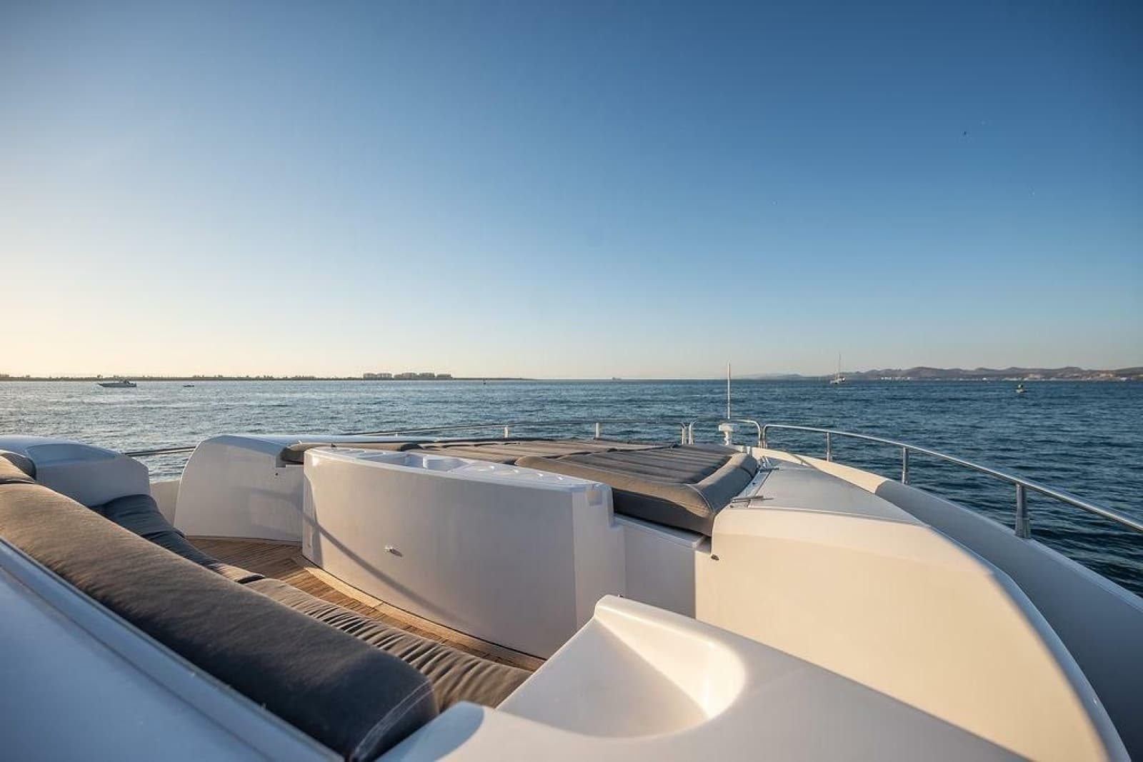 2012 Sunseeker Manhattan 73 - Photo 34