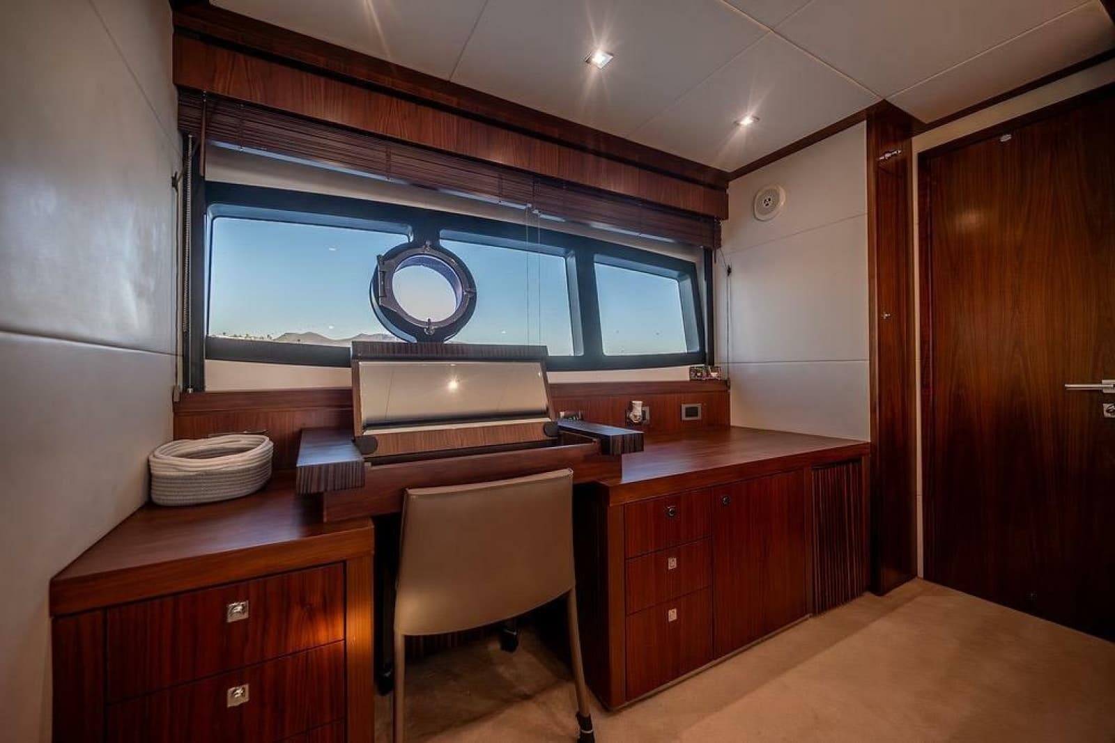 2012 Sunseeker Manhattan 73 - Photo 72