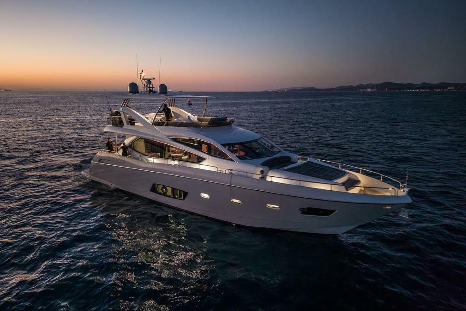 2012 Sunseeker Manhattan 73 - Photo 2