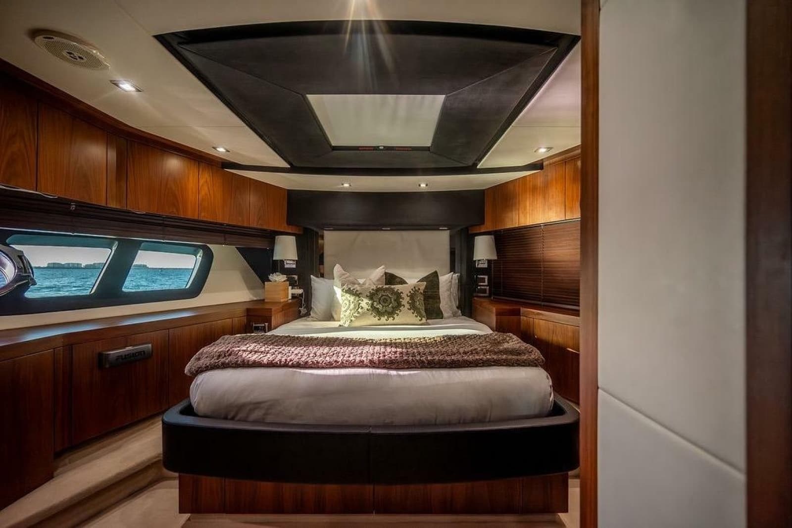 2012 Sunseeker Manhattan 73 - Photo 50