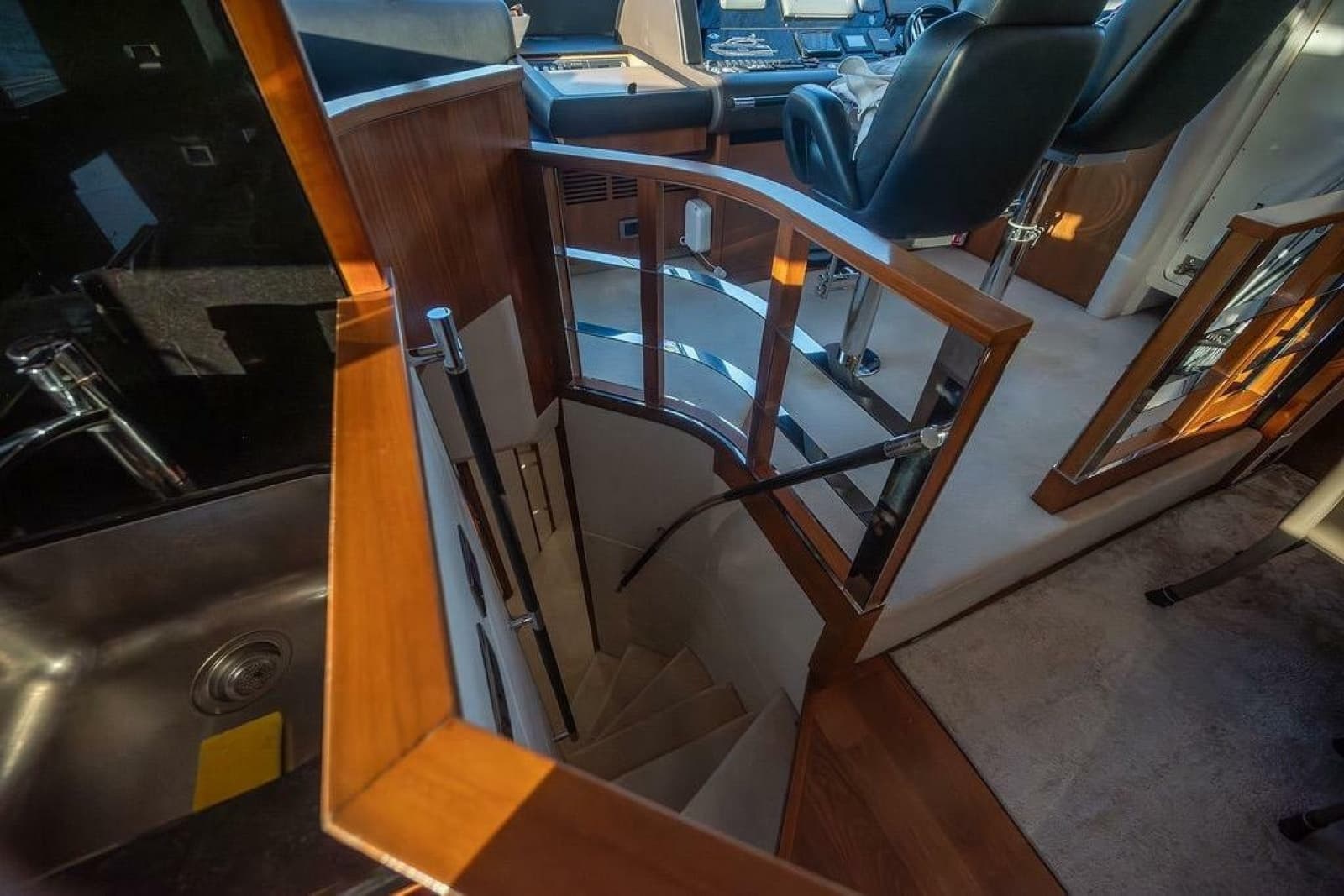 2012 Sunseeker Manhattan 73 - Photo 48