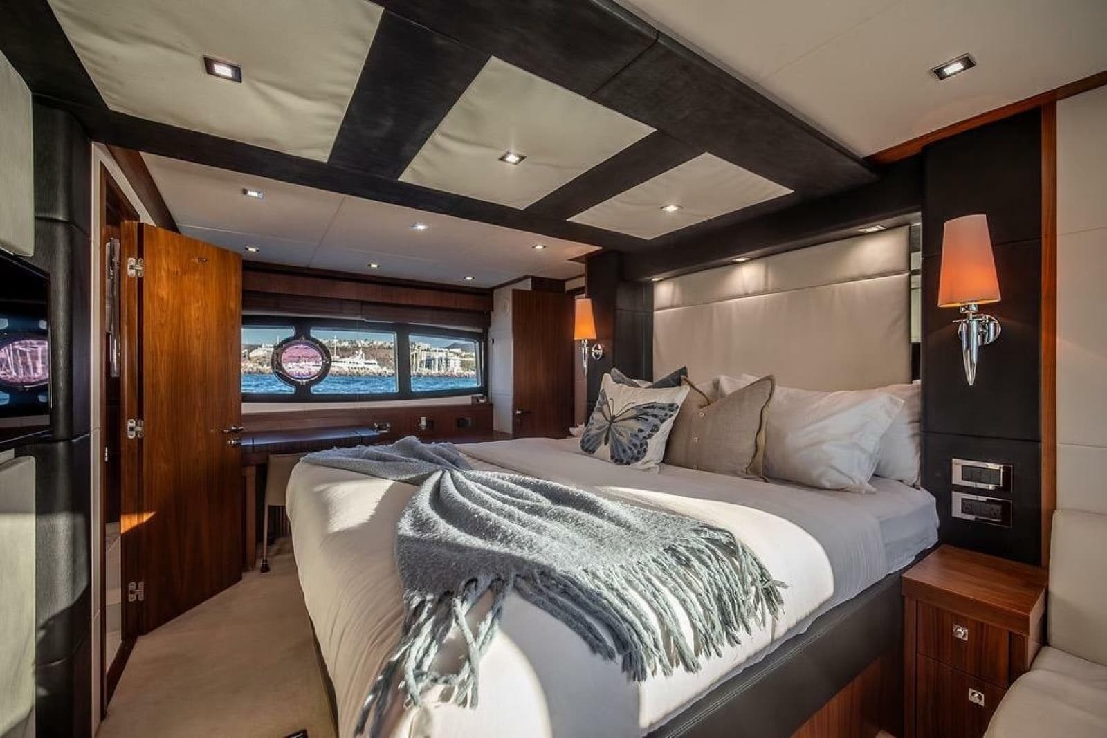 2012 Sunseeker Manhattan 73 - Photo 74