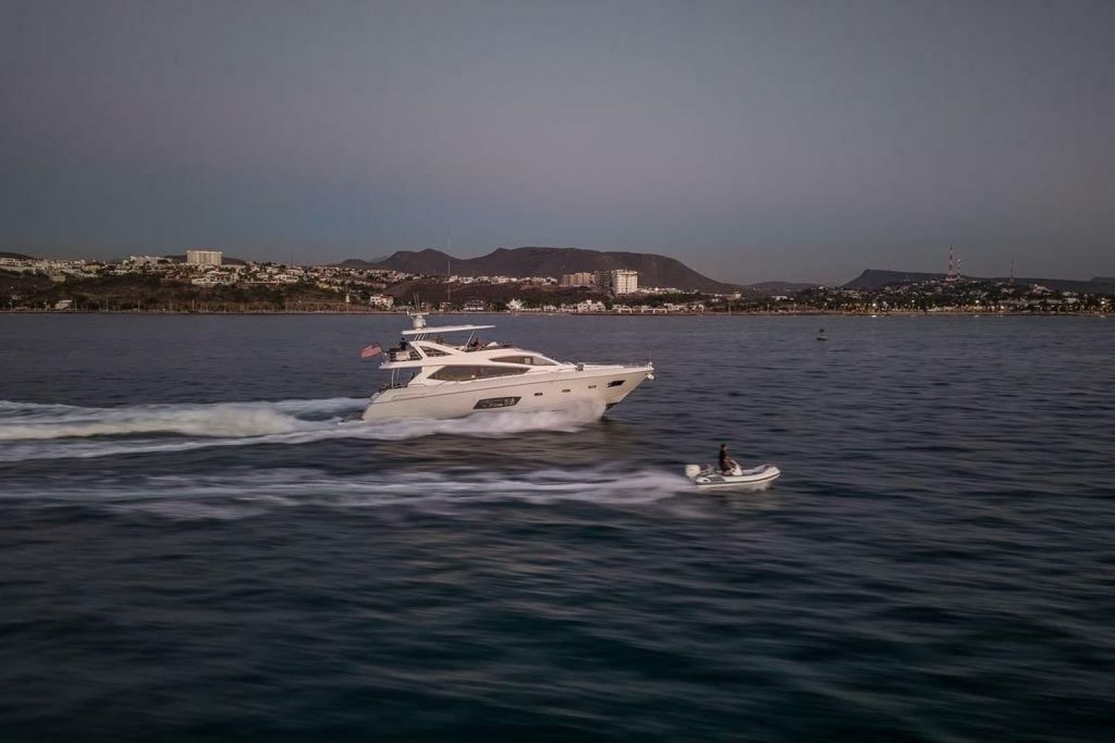 2012 Sunseeker Manhattan 73 - Photo 12