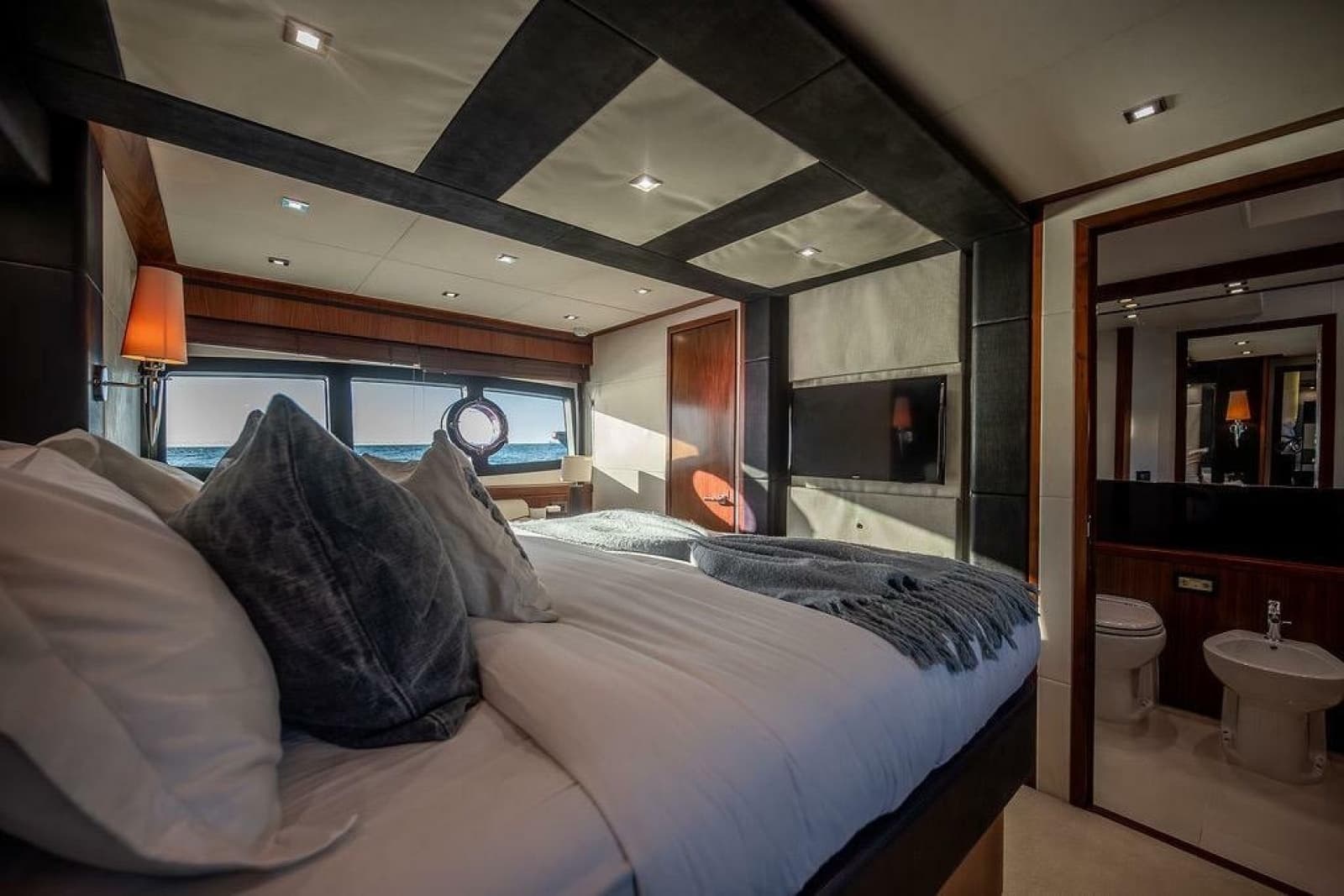 2012 Sunseeker Manhattan 73 - Photo 75