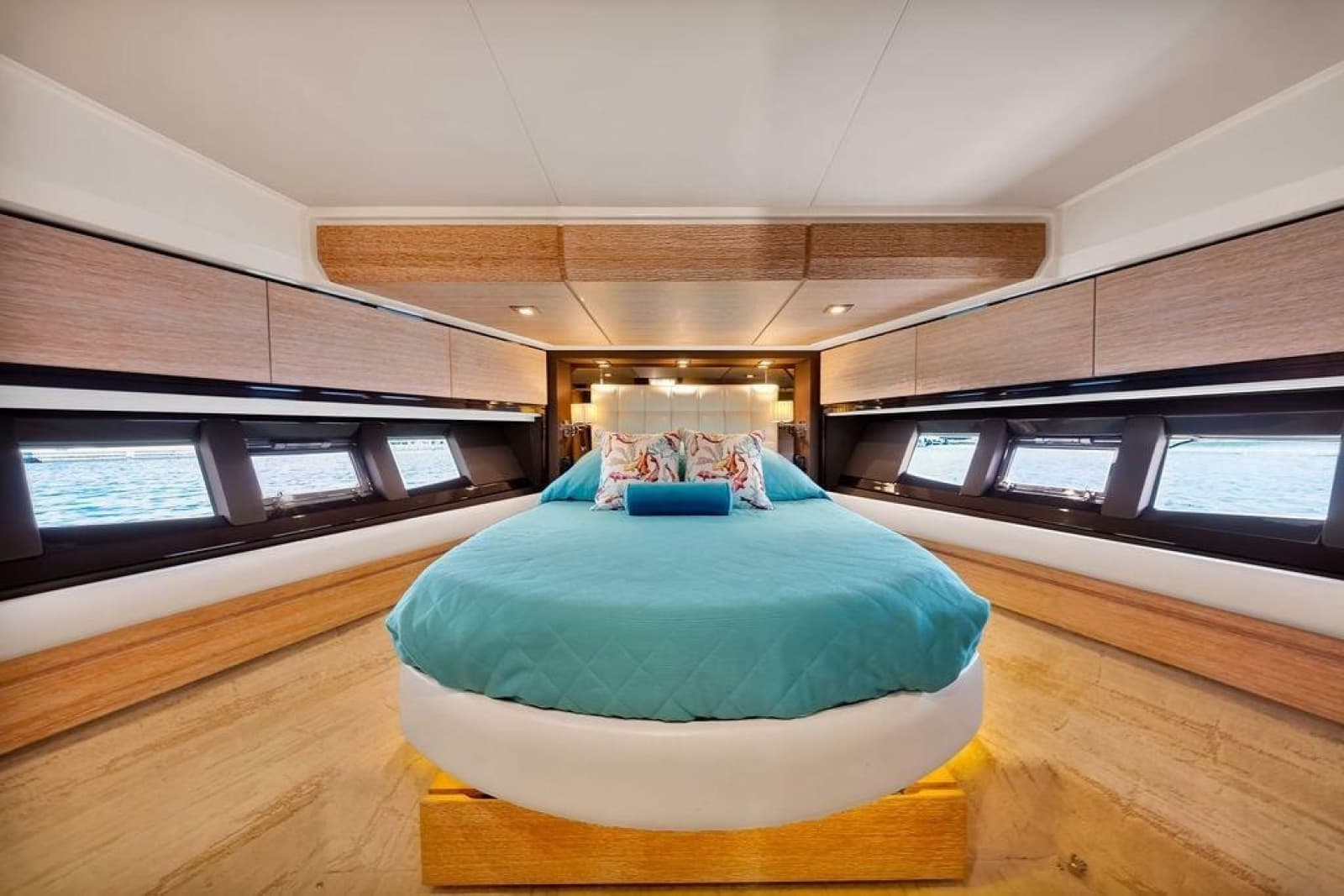 2011 Azimut 70 - Photo 49