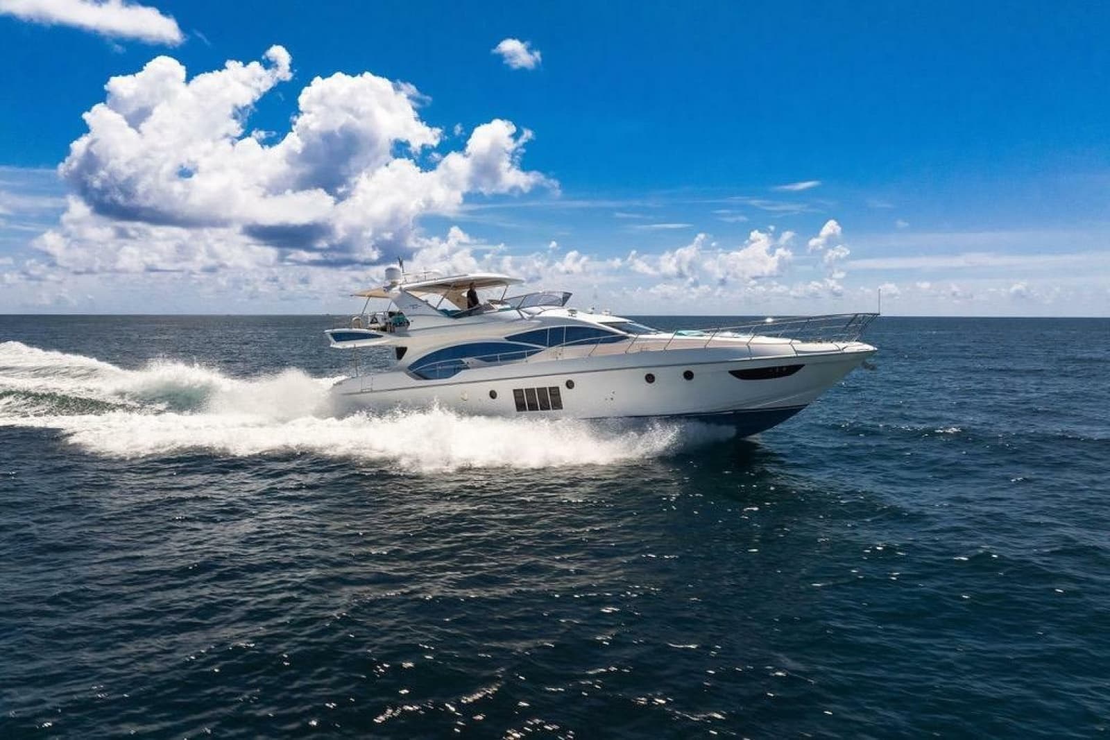 2011 Azimut 70 - Photo 124