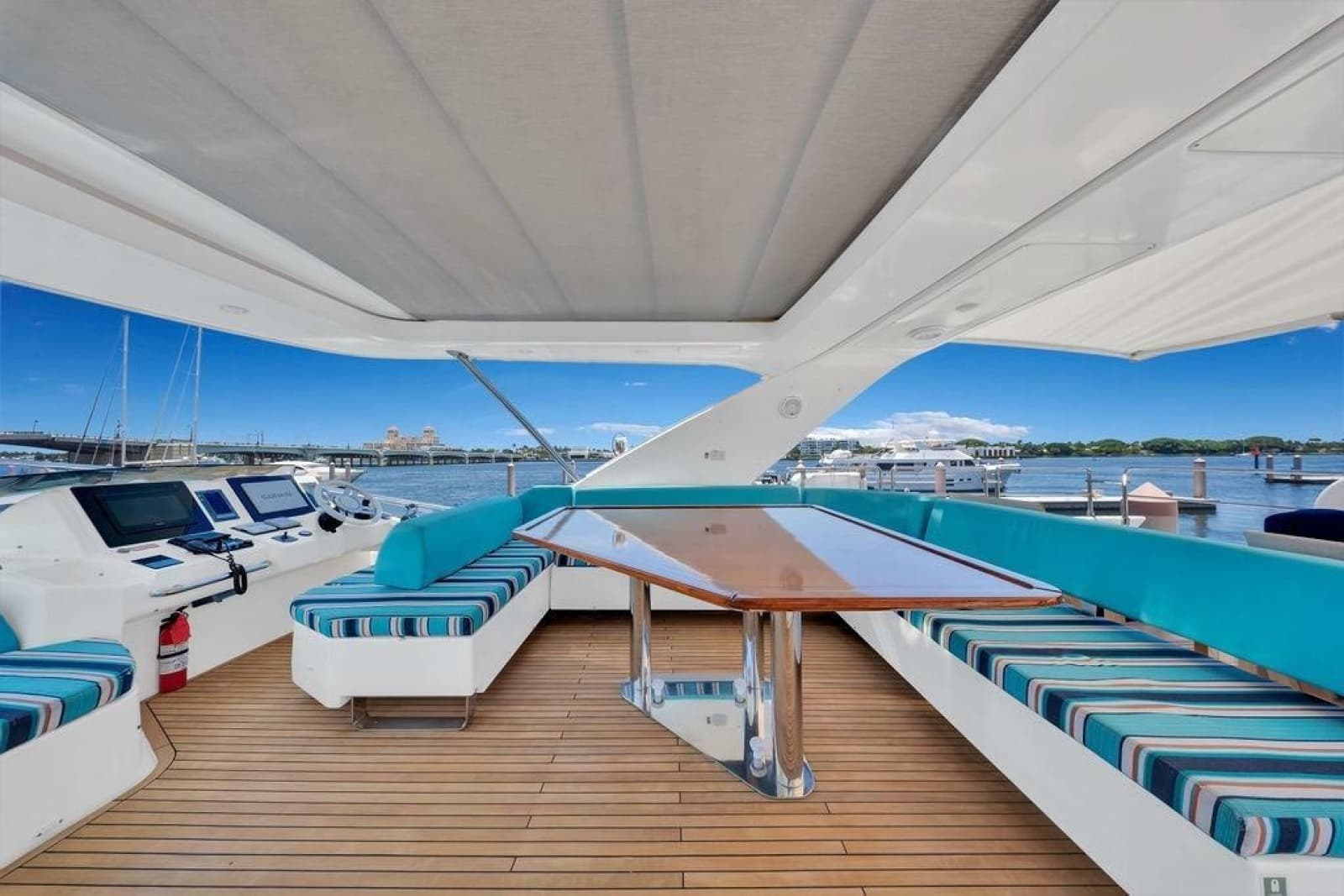 2011 Azimut 70 - Photo 96