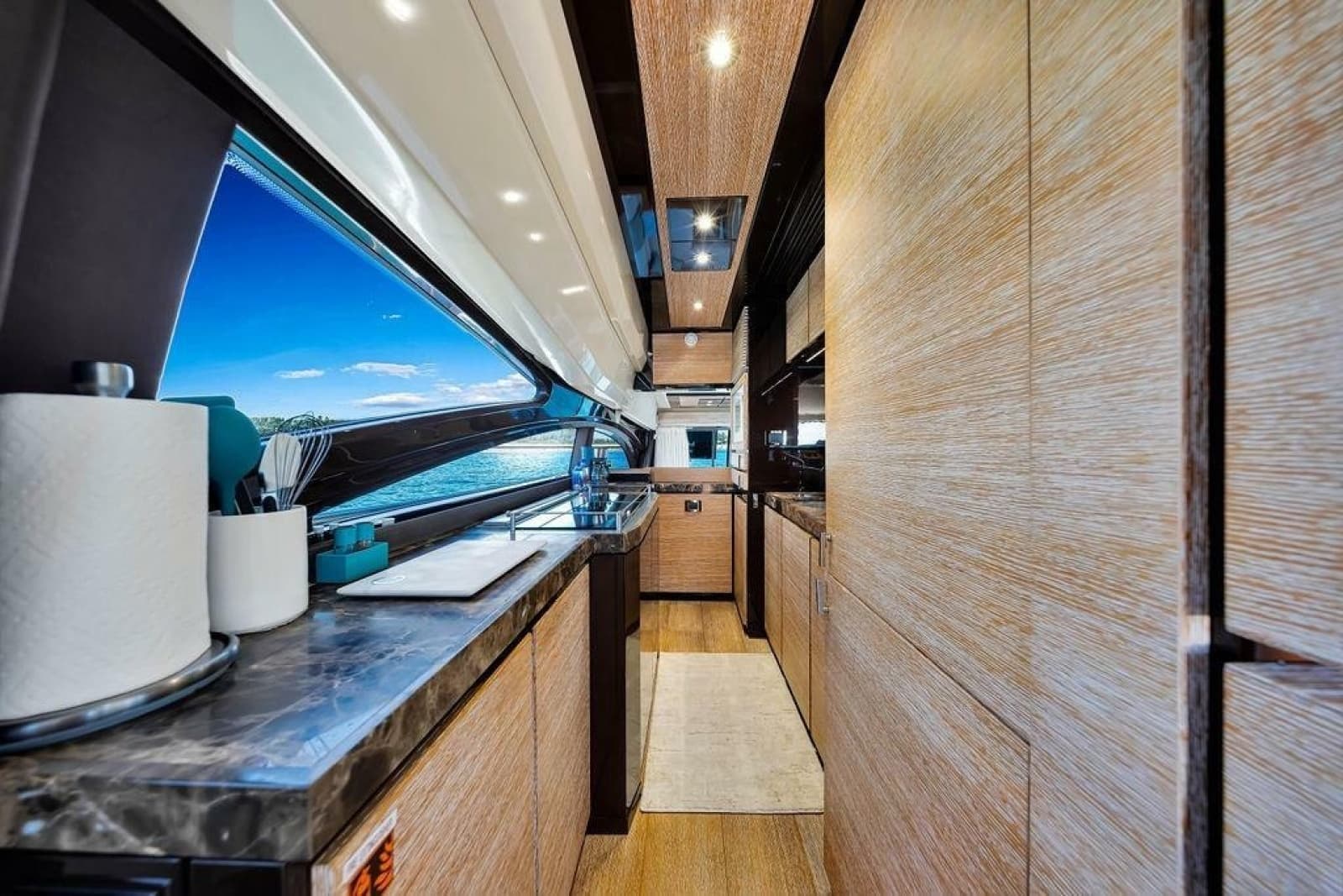 2011 Azimut 70 - Photo 75