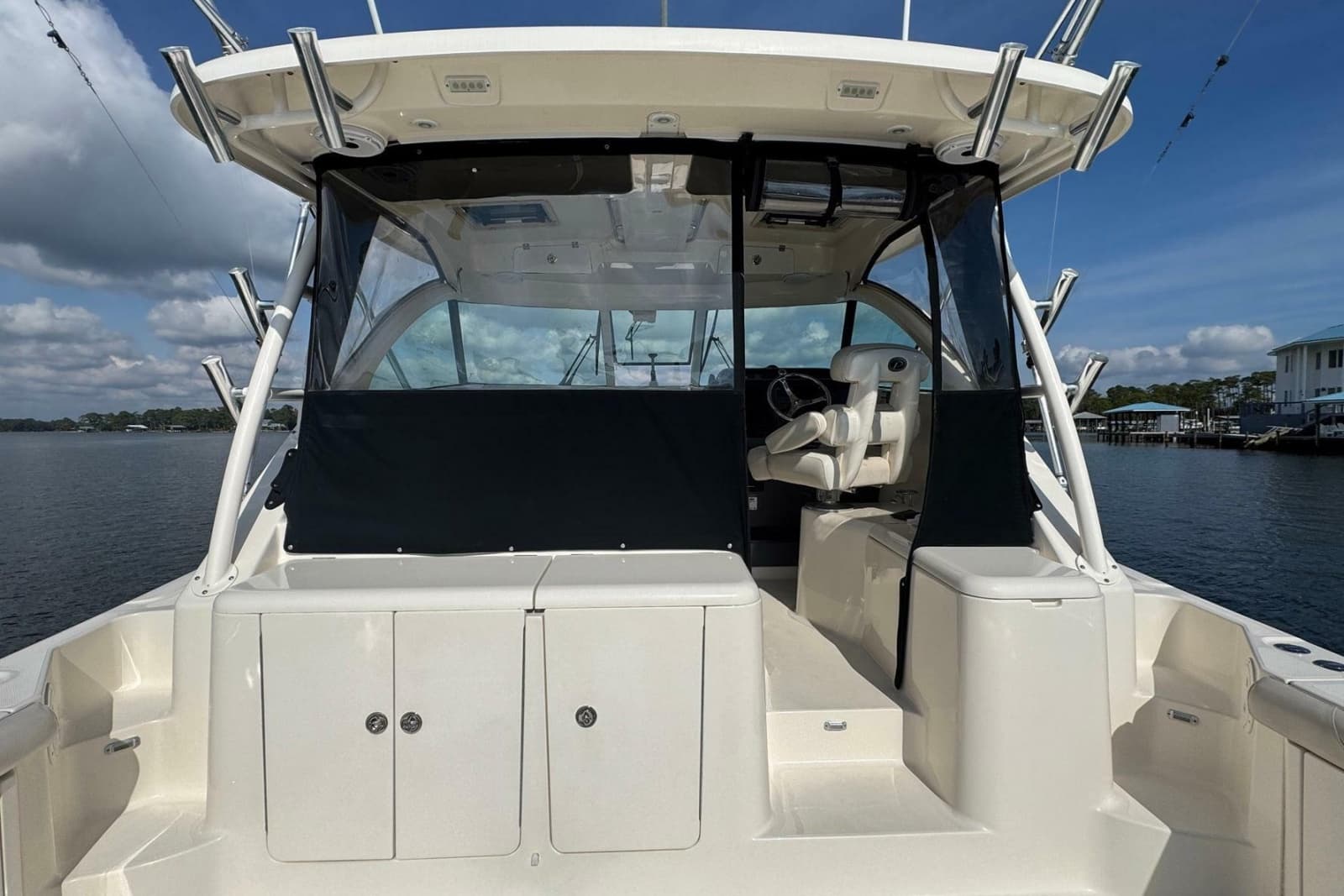 2011 Pursuit OS 375 Offshore - Photo 16