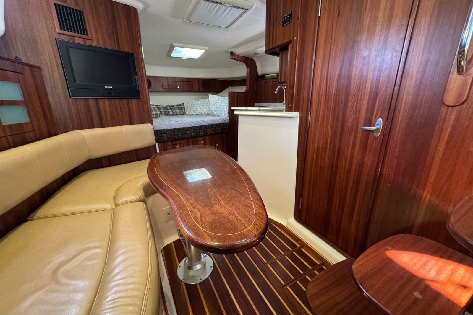 2011 Pursuit OS 375 Offshore - Photo 28