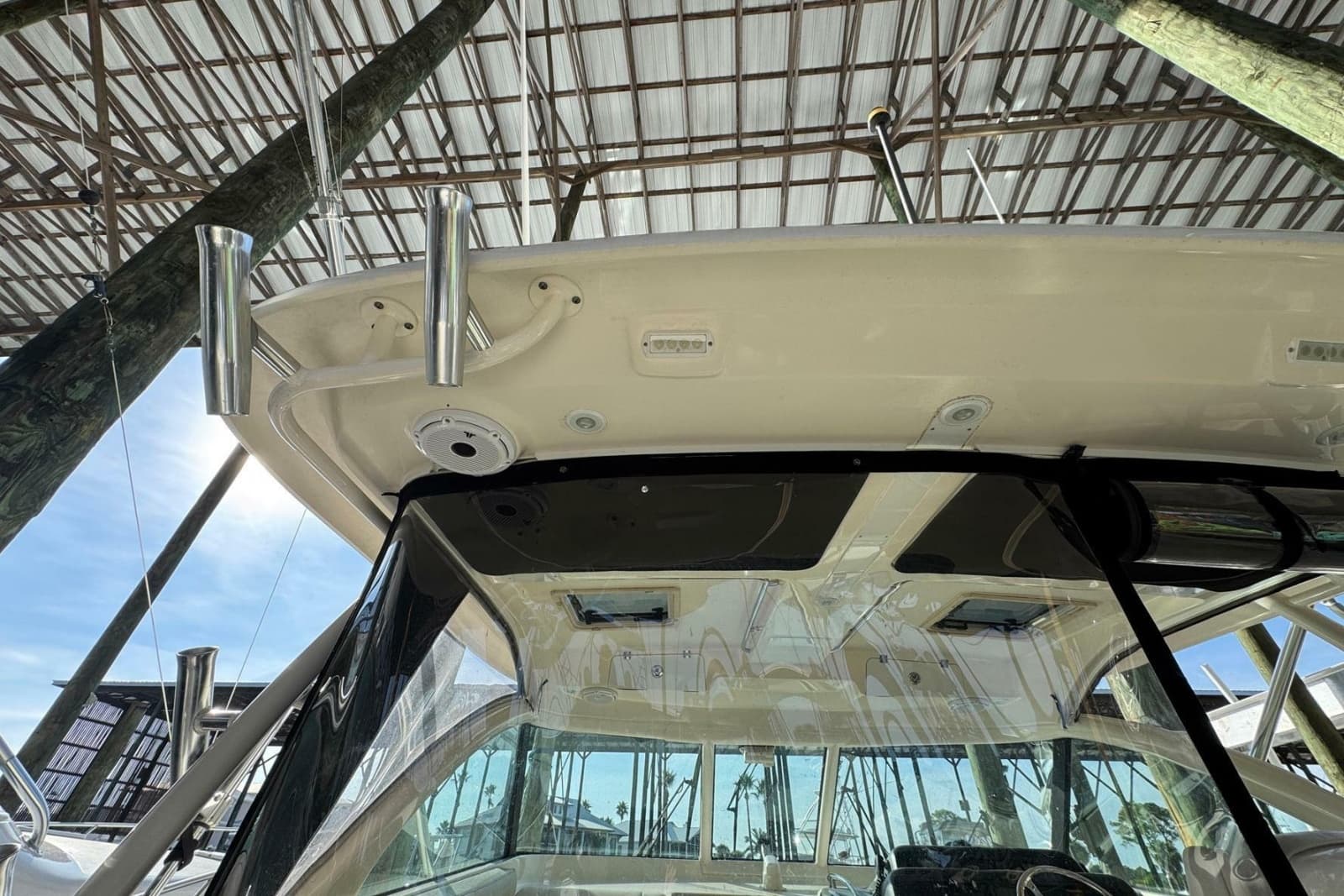 2011 Pursuit OS 375 Offshore - Photo 21