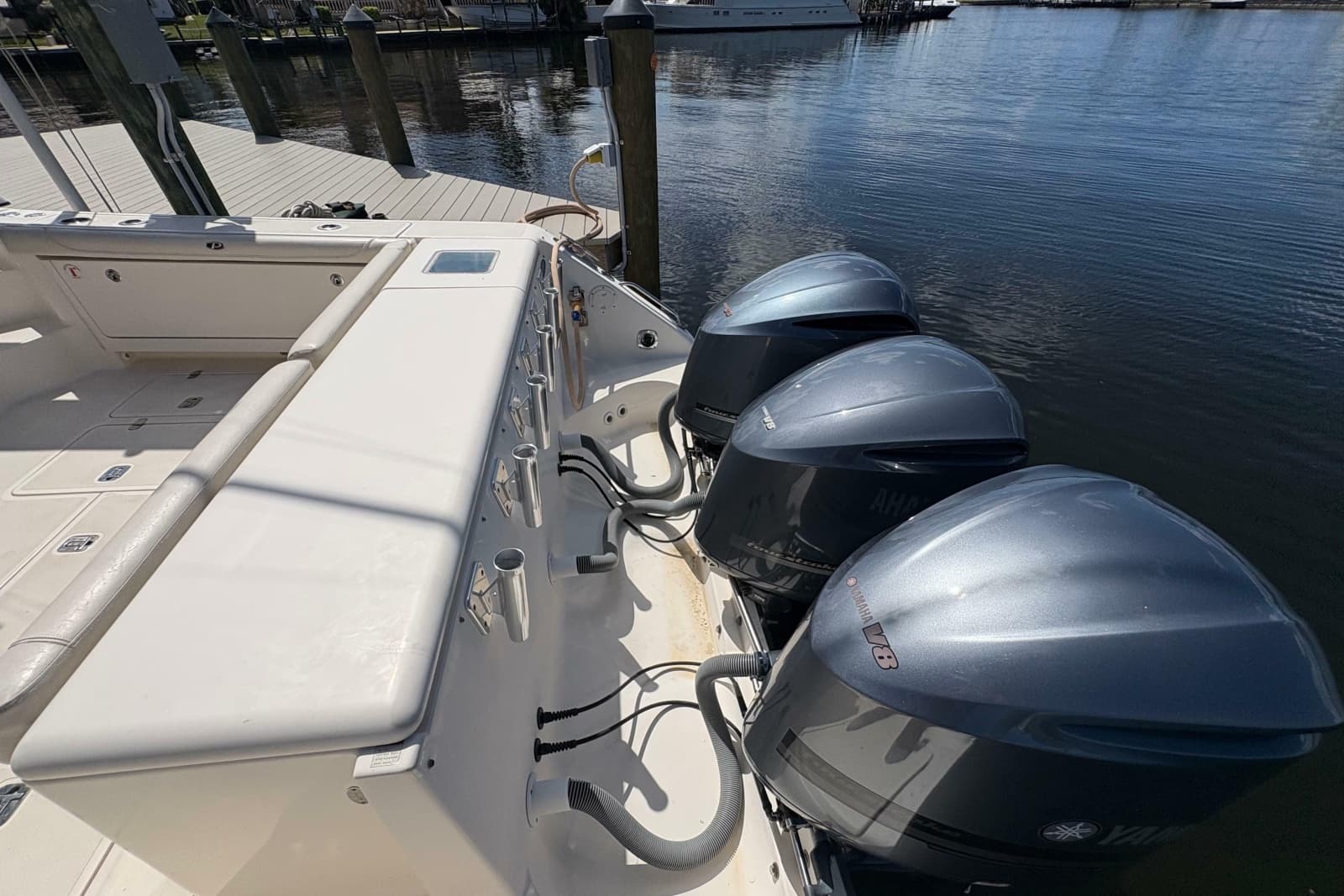 2011 Pursuit OS 375 Offshore - Photo 11