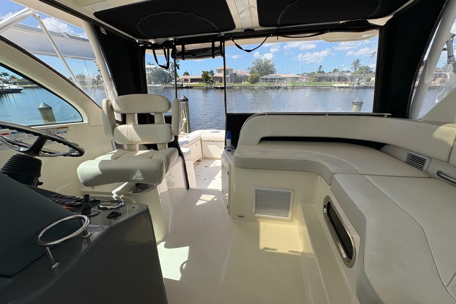 2011 Pursuit OS 375 Offshore - Photo 29