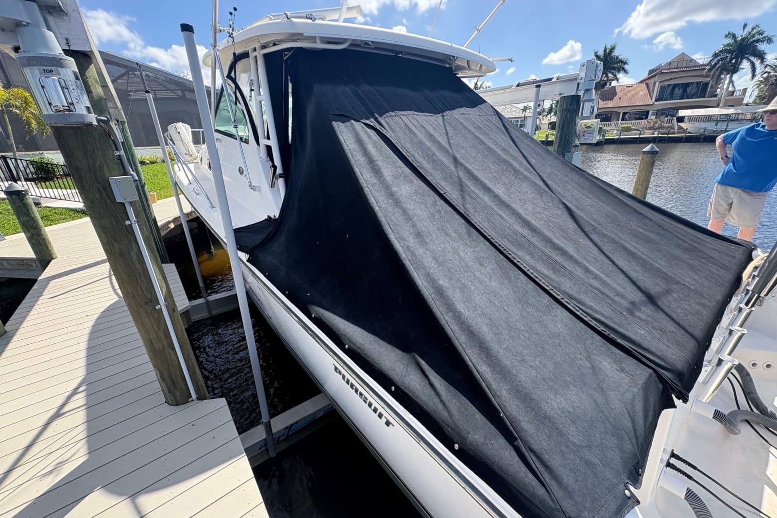 2011 Pursuit OS 375 Offshore - Photo 6