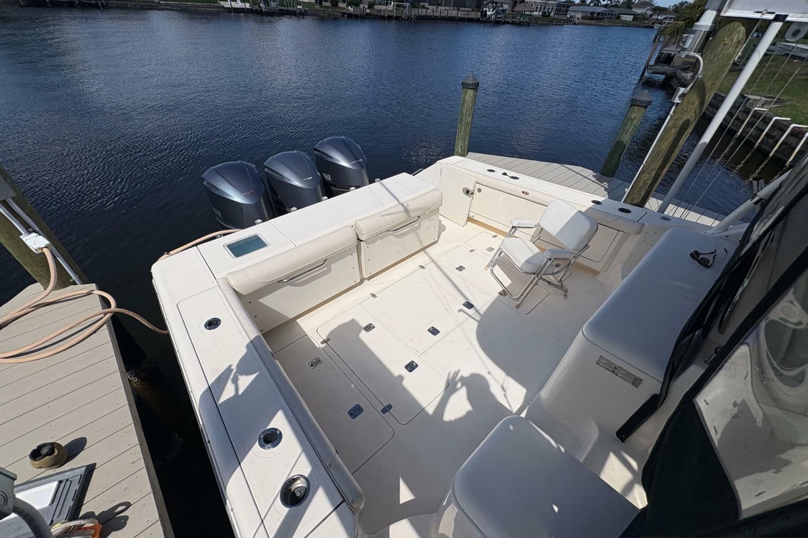 2011 Pursuit OS 375 Offshore - Photo 14