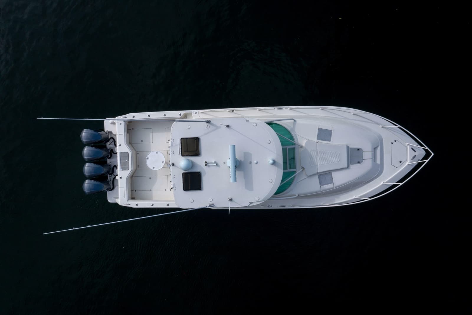 2011 SeaVee 430 Sportfish Express - Photo 8