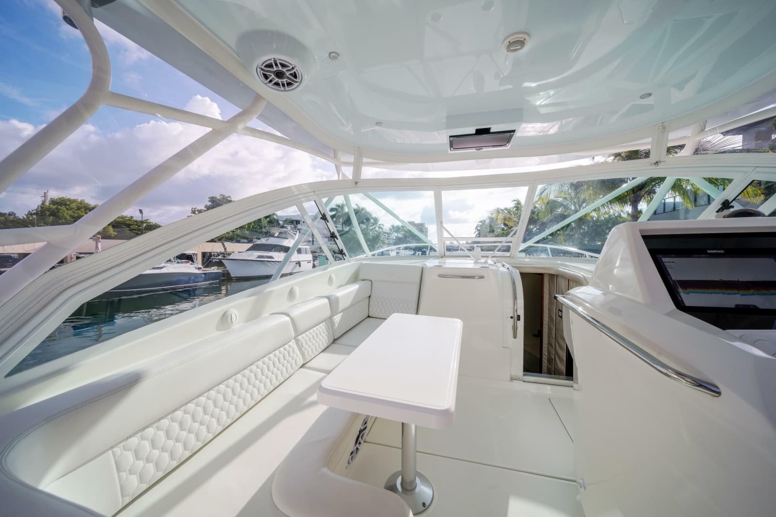 2011 SeaVee 430 Sportfish Express - Photo 16