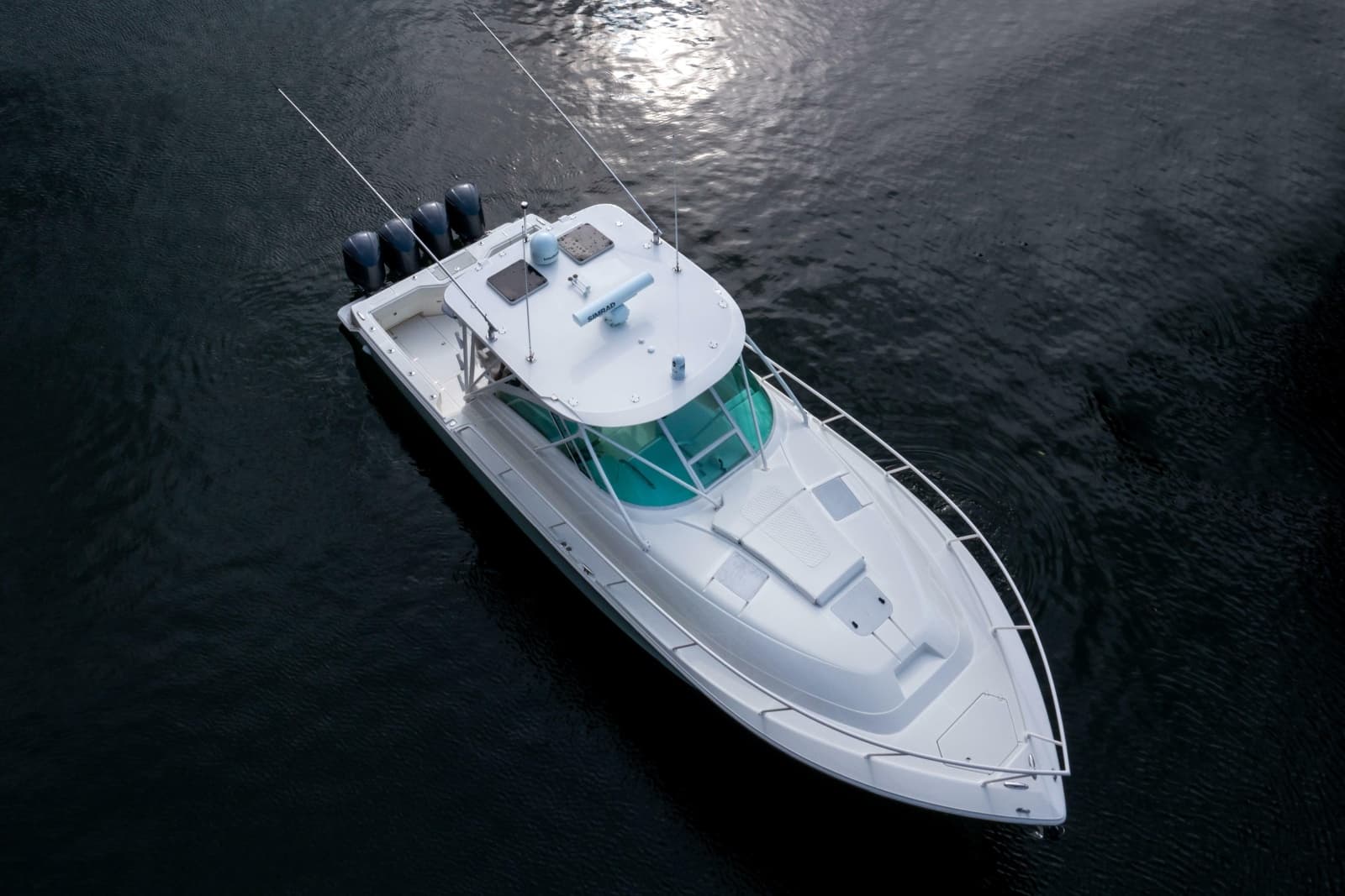 2011 SeaVee 430 Sportfish Express - Photo 9