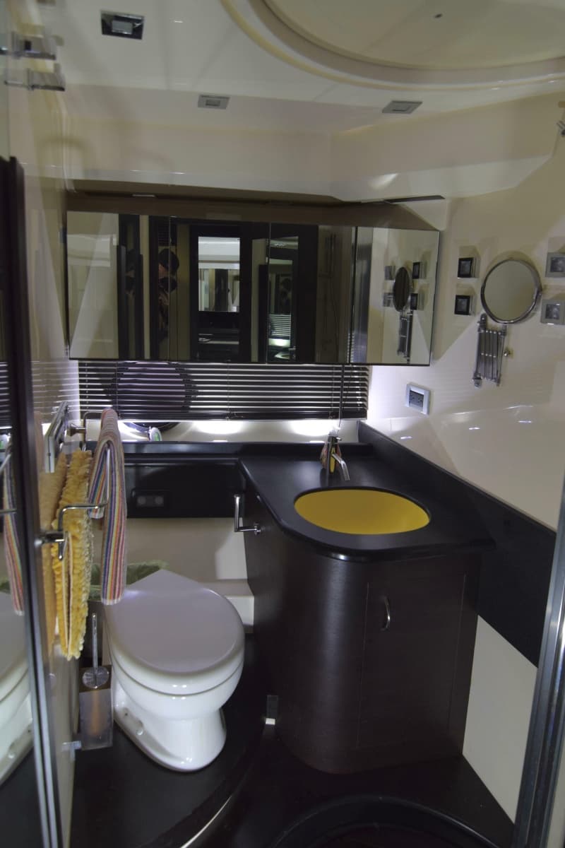 2010 Azimut 62S - Photo 39
