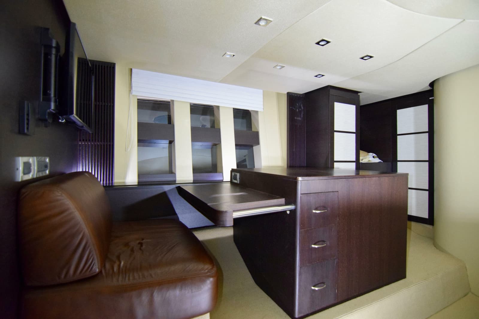2010 Azimut 62S - Photo 30