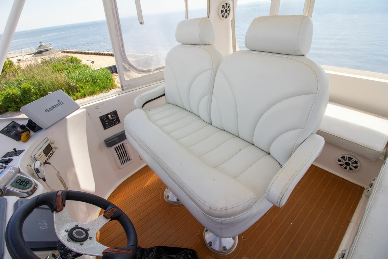 2010 Custom 50 - Photo 30