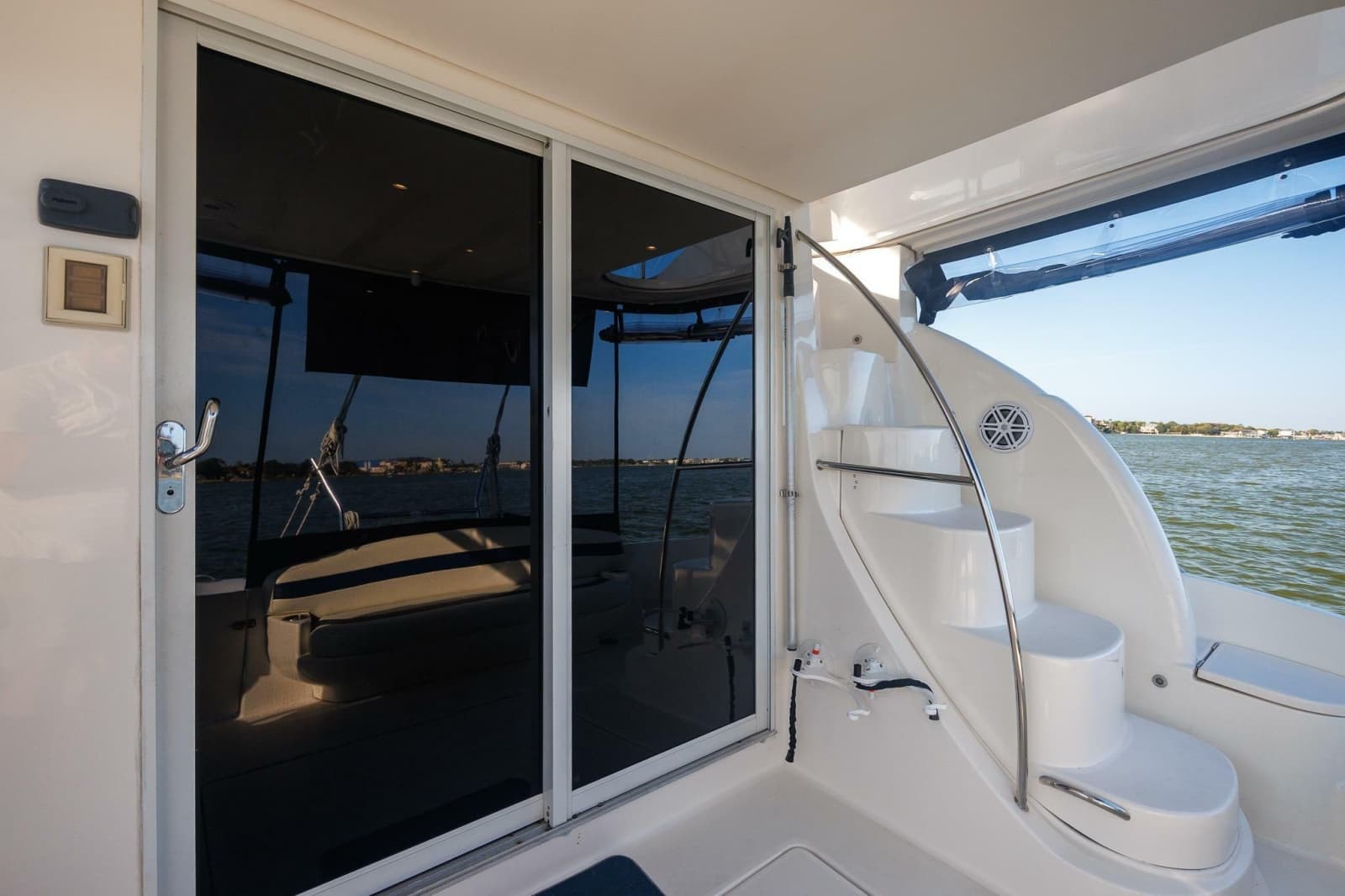 2010 Meridian 391 Sedan - Photo 35