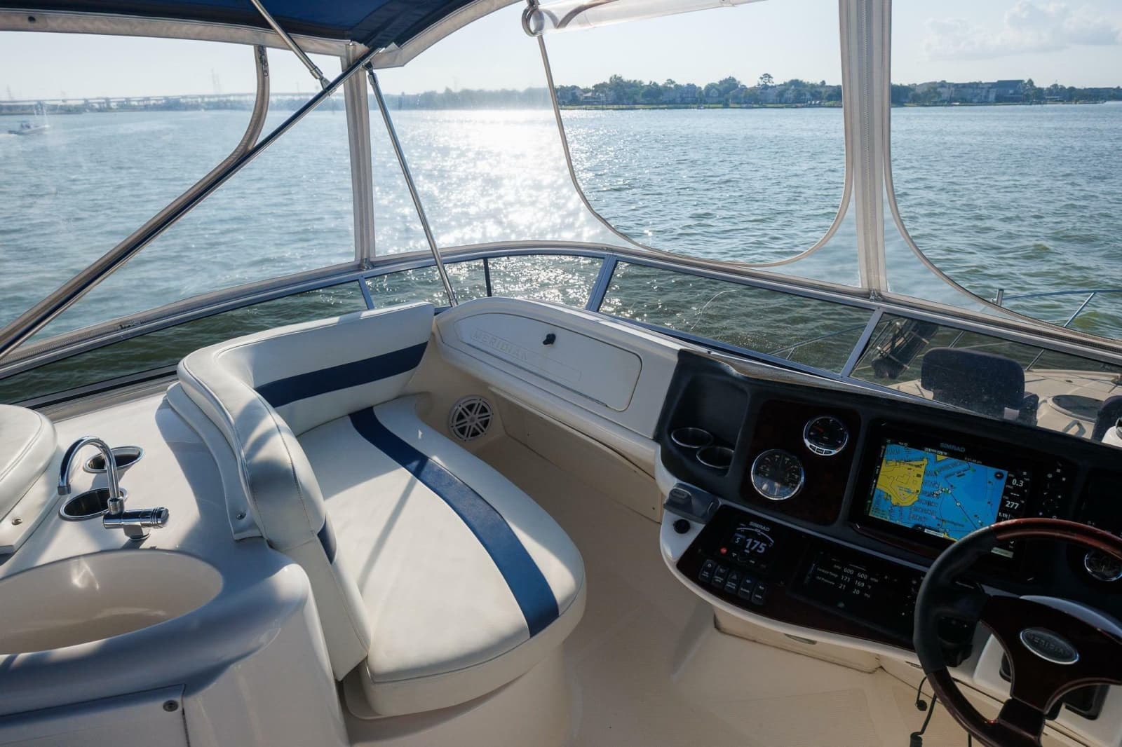 2010 Meridian 391 Sedan - Photo 26