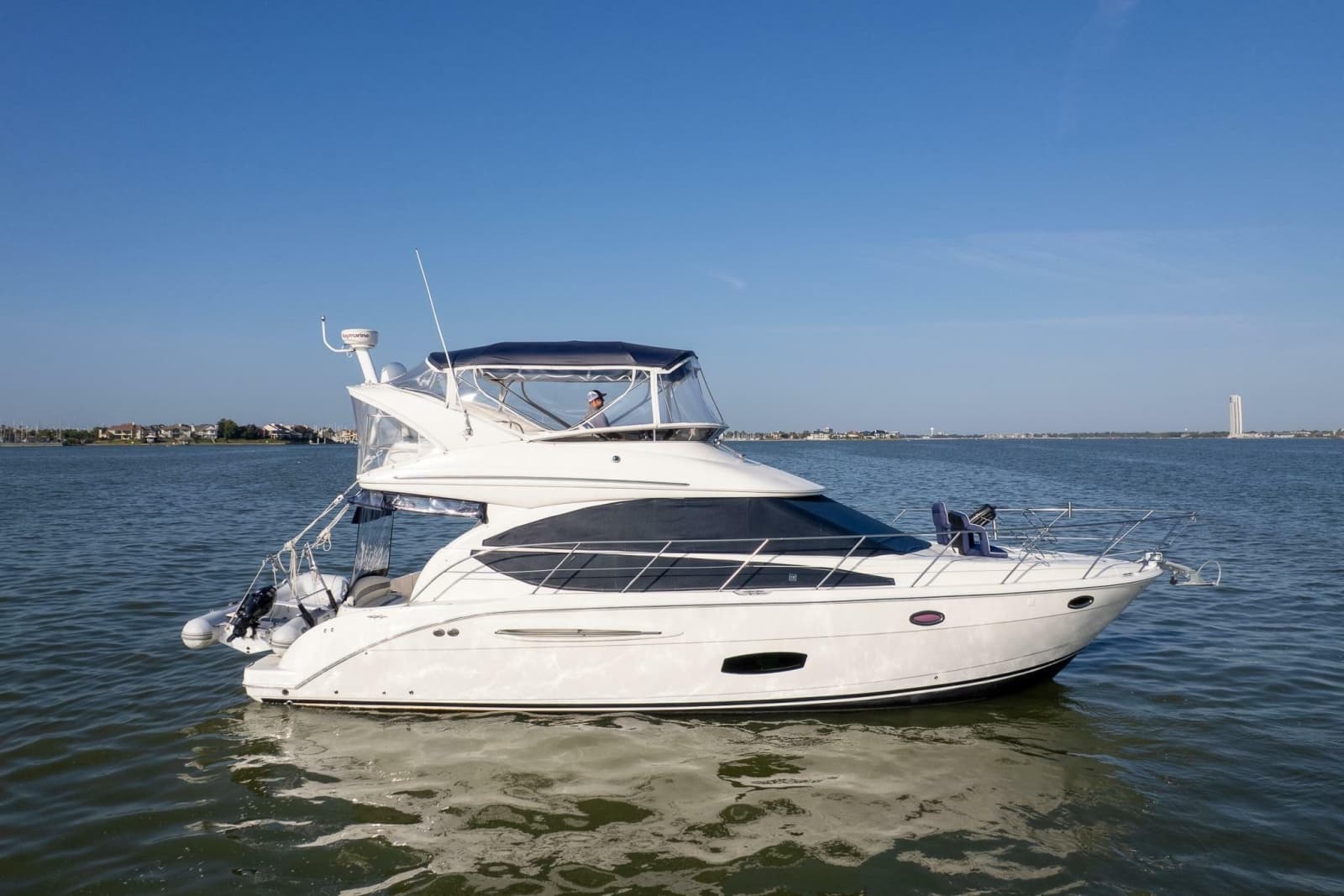 2010 Meridian 391 Sedan - Photo 2