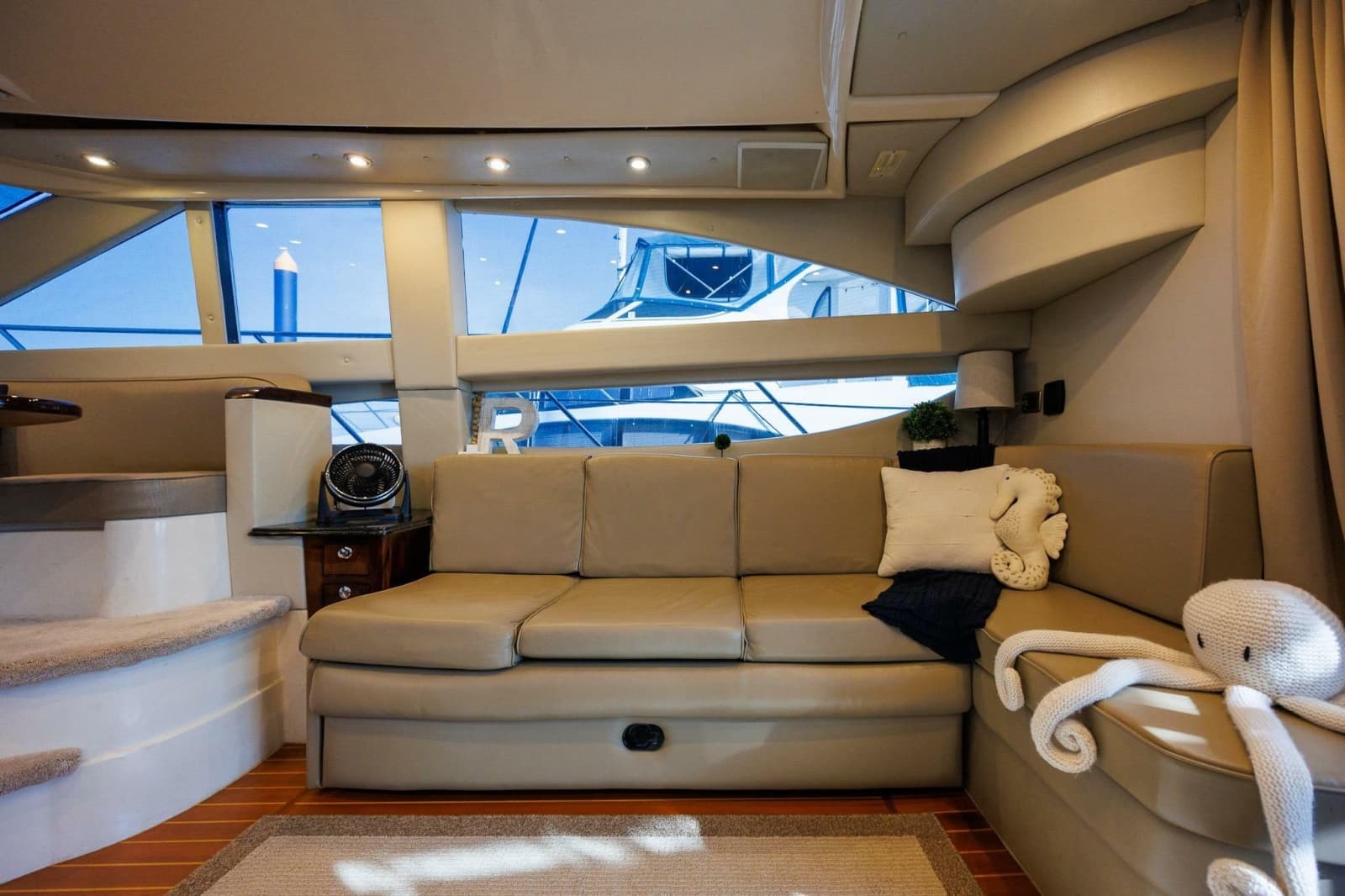 2010 Meridian 391 Sedan - Photo 10