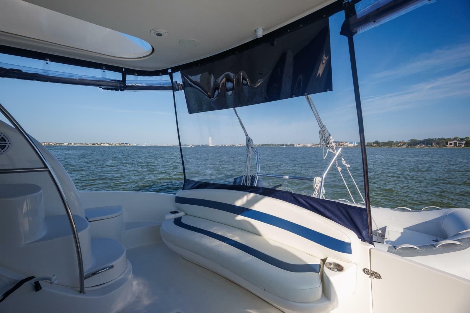 2010 Meridian 391 Sedan - Photo 38