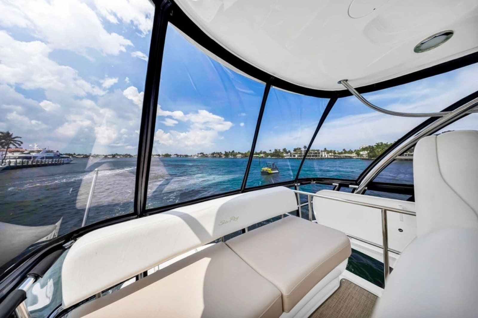 2010 Sea Ray 52 Sedan Bridge - Photo 76