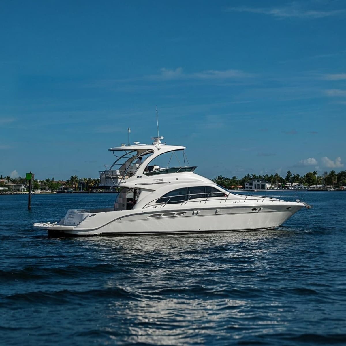 2010 Sea Ray 520 Sedan Bridge - Photo 1