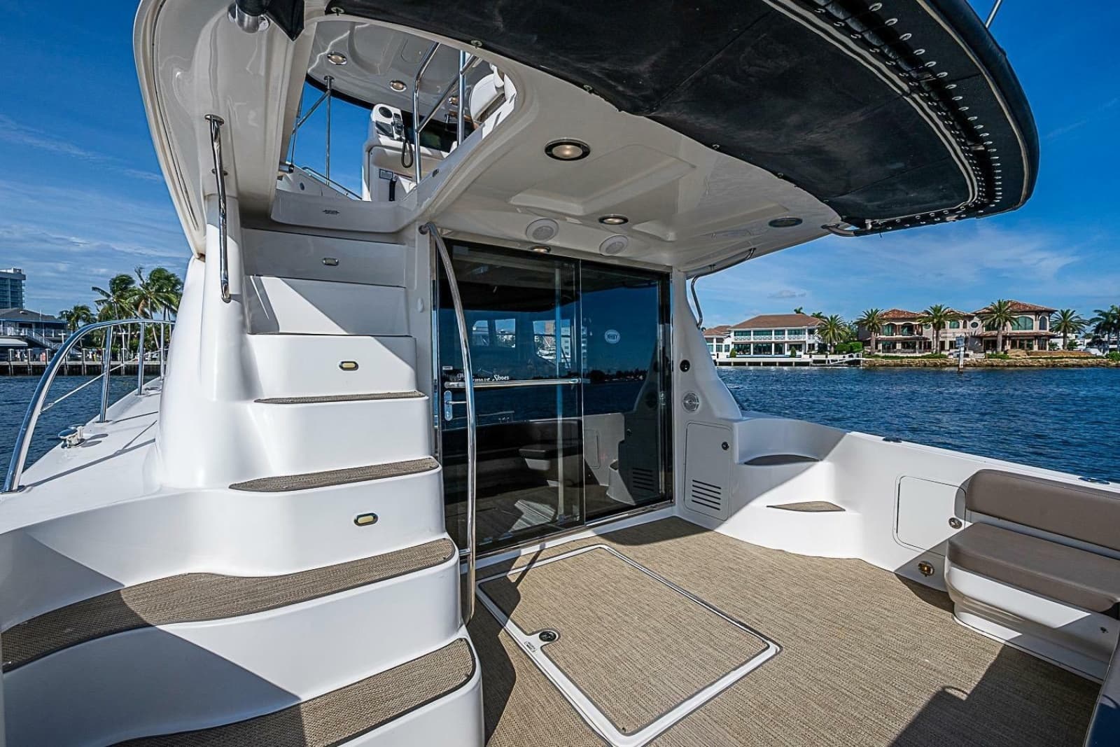 2010 Sea Ray 520 Sedan Bridge - Photo 15