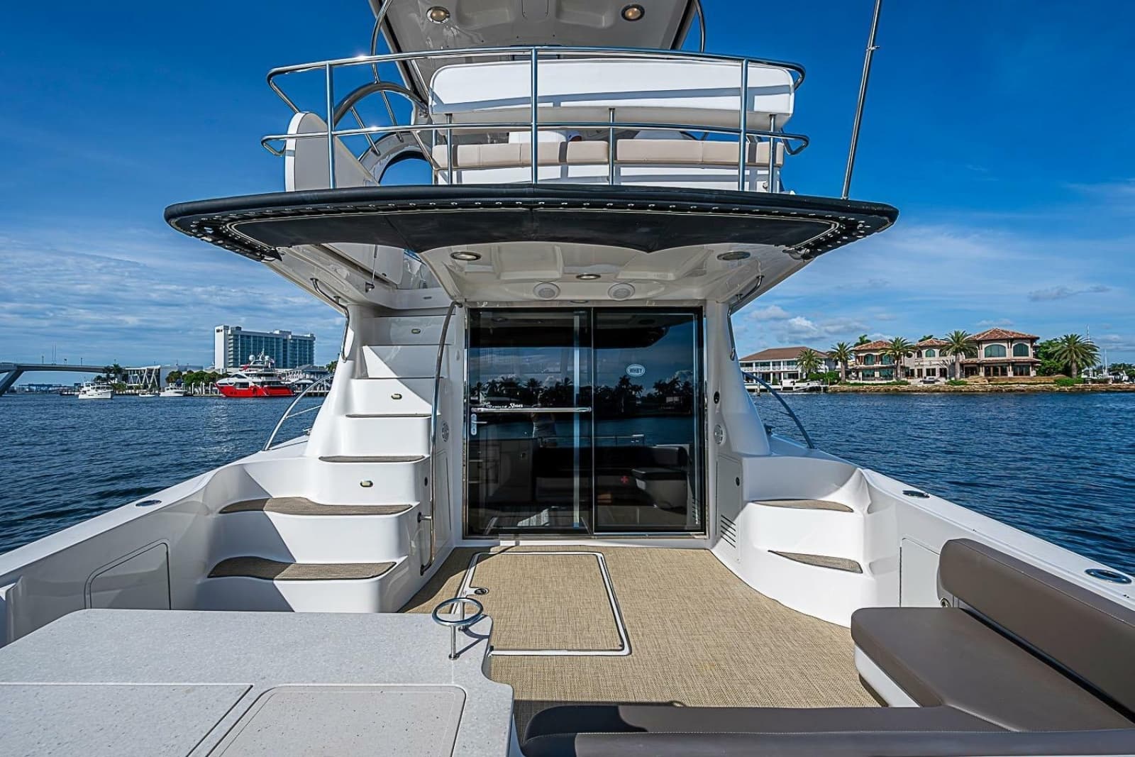 2010 Sea Ray 520 Sedan Bridge - Photo 33